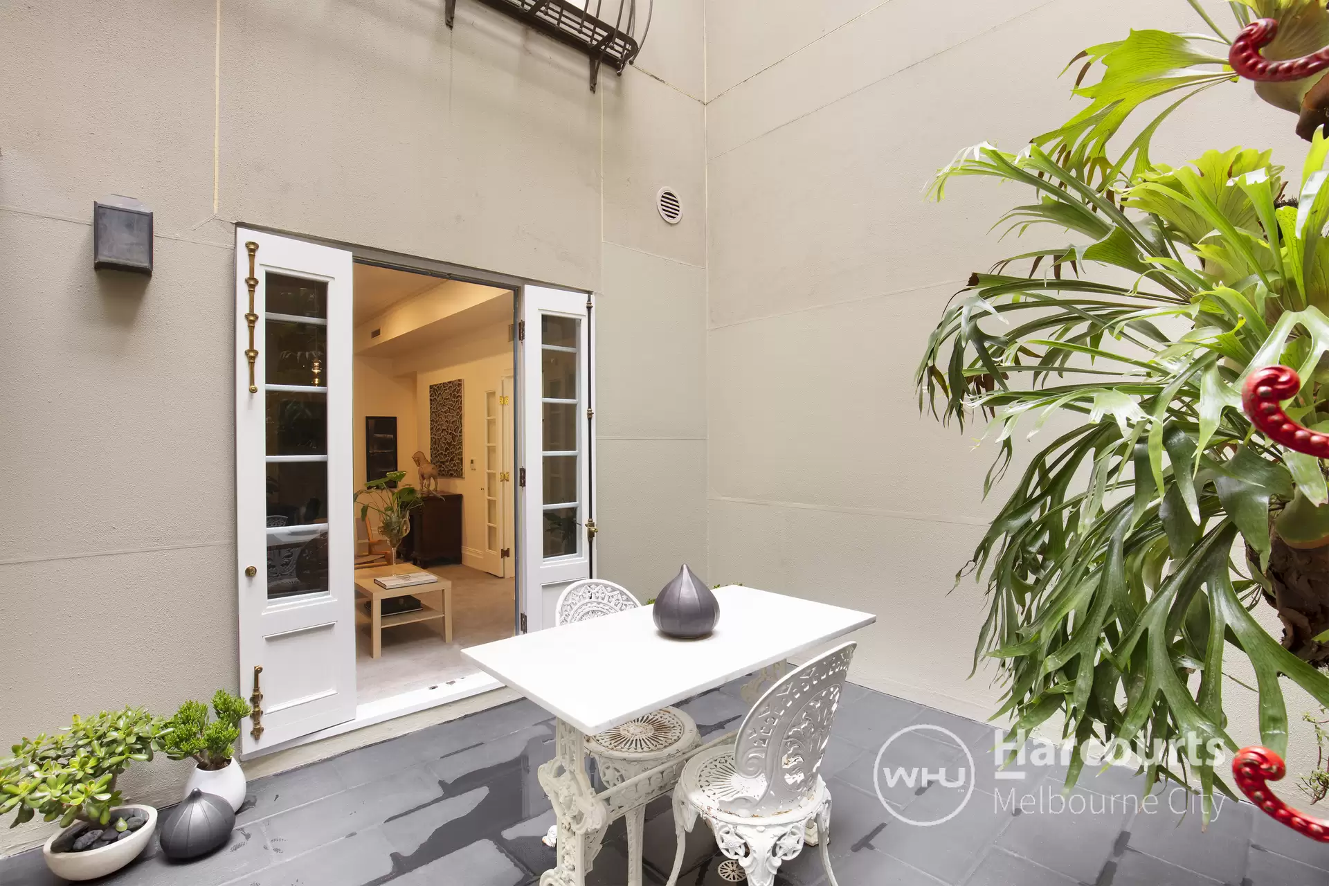 8/180 Little Collins Street, Melbourne Sold by Harcourts Melbourne City - image 1