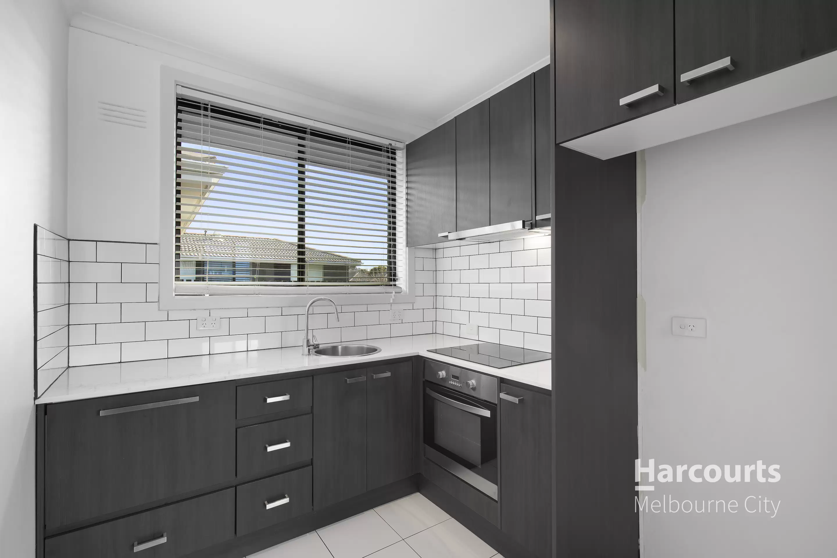 13/28 Mcarthur Street, Malvern Leased by Harcourts Melbourne City - image 2