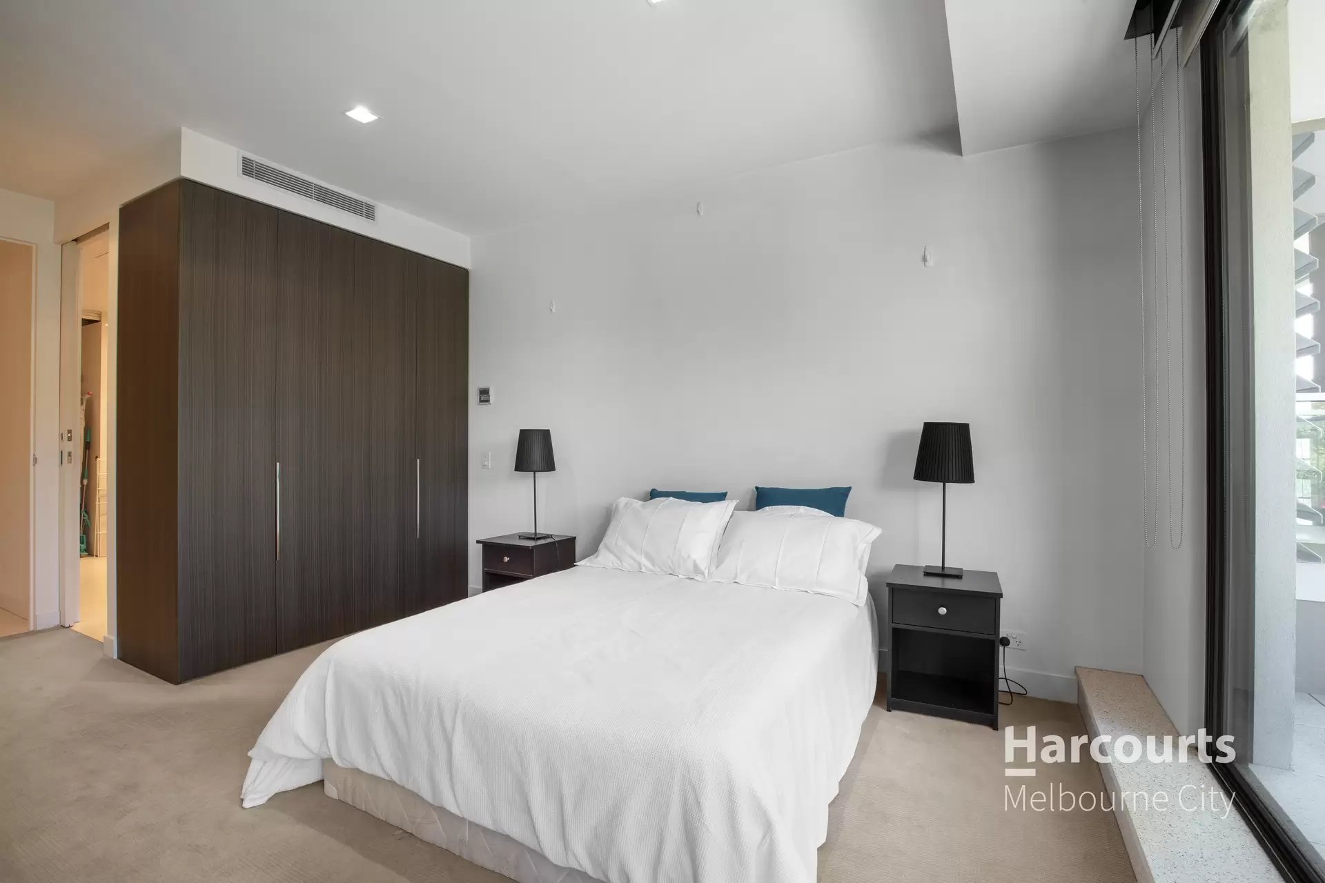 106/140 Gipps Street, East Melbourne Leased by Harcourts Melbourne City - image 1