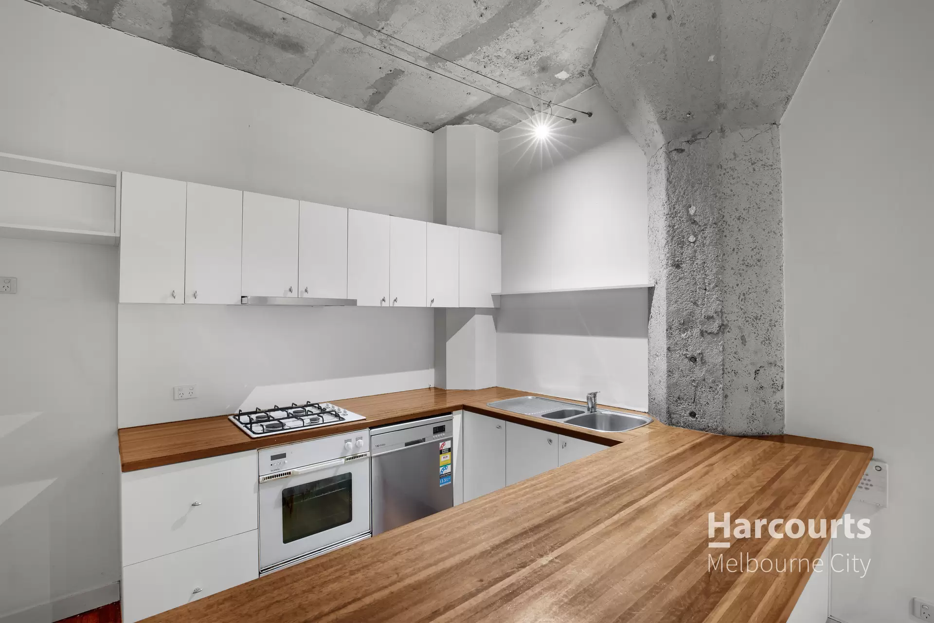 3/7 Drewery Lane, Melbourne Leased by Harcourts Melbourne City - image 1