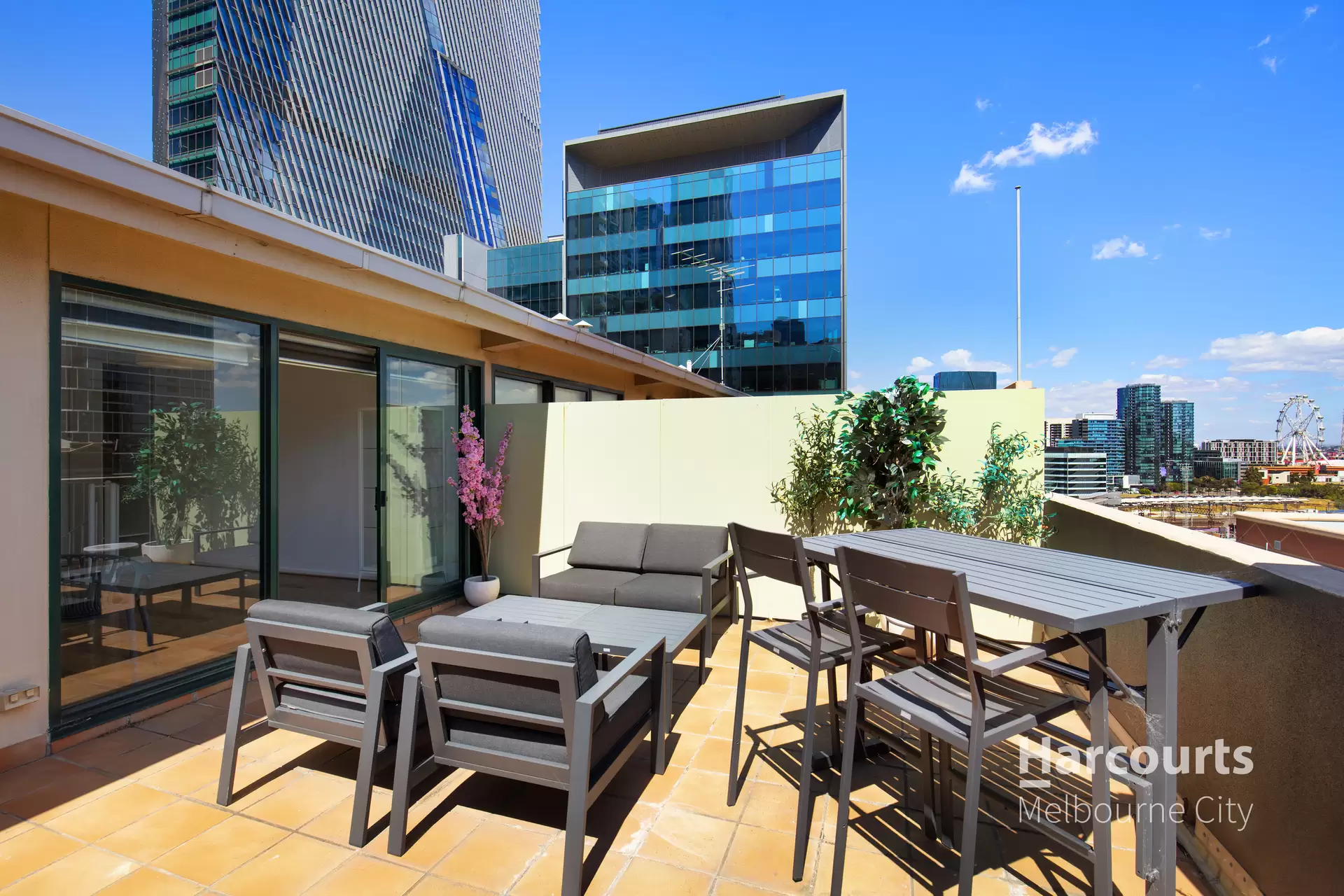 1006/585 La Trobe Street, Melbourne Leased by Harcourts Melbourne City - image 1