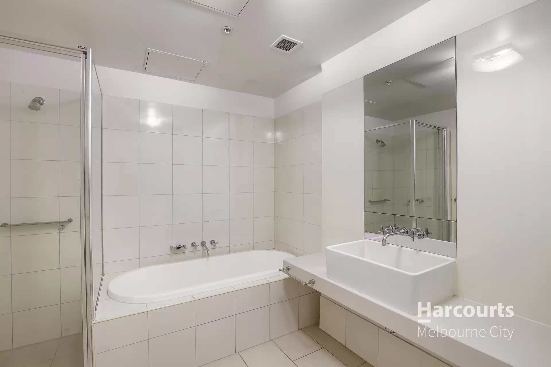 720/60 Siddeley Street, Docklands Leased by Harcourts Melbourne City - image 1