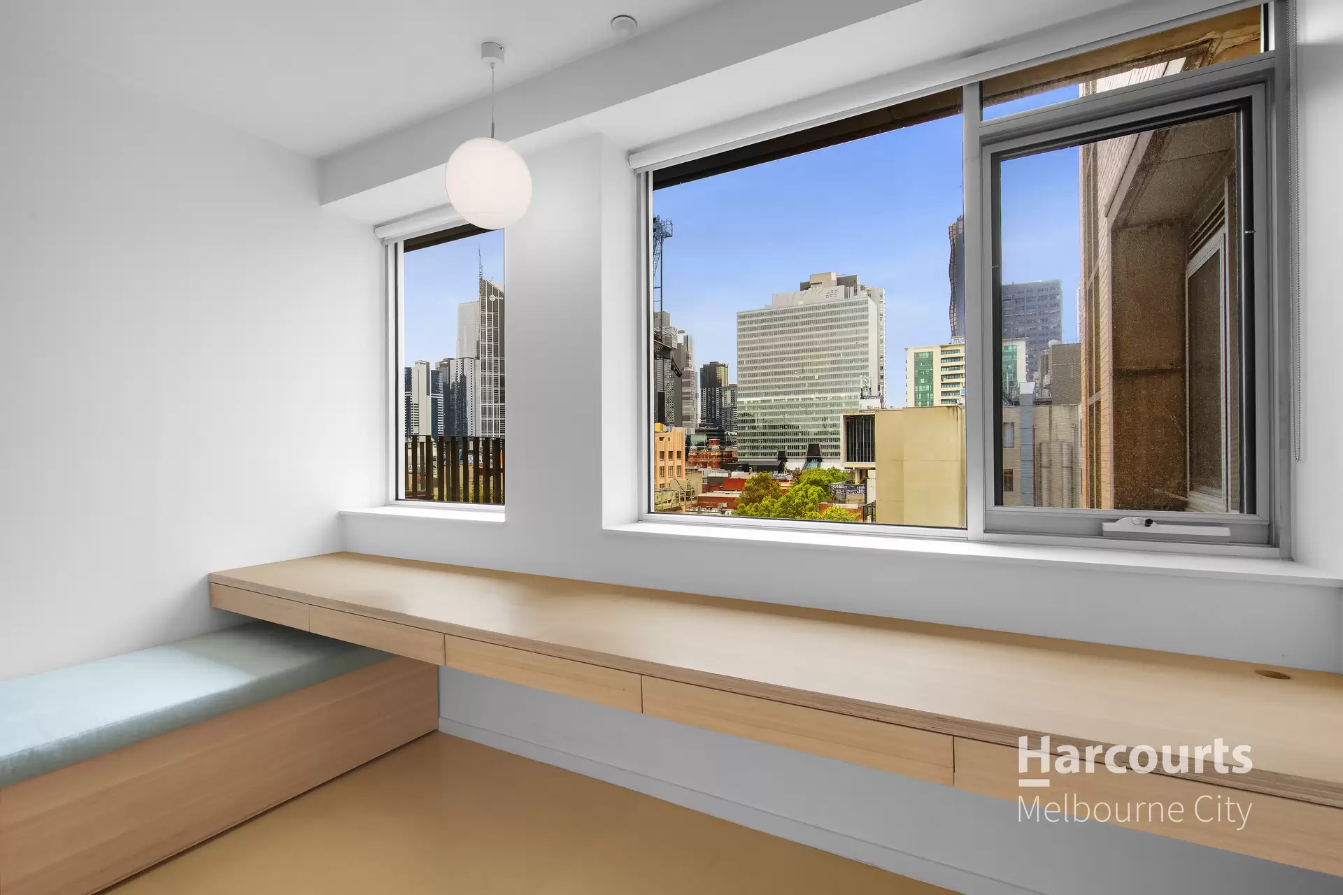 411/118 Russell Street, Melbourne Leased by Harcourts Melbourne City - image 1