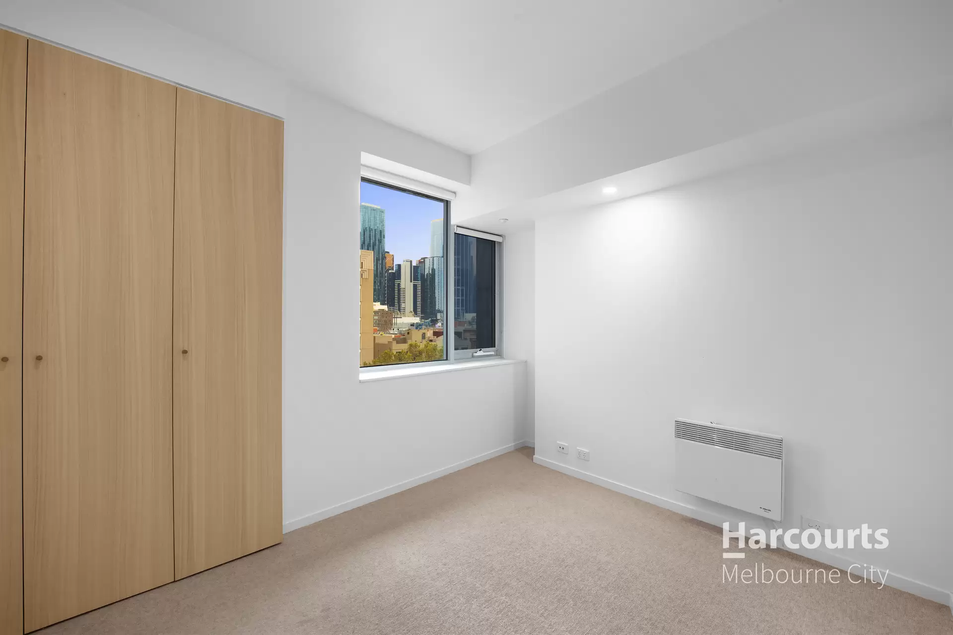 411/118 Russell Street, Melbourne Leased by Harcourts Melbourne City - image 1