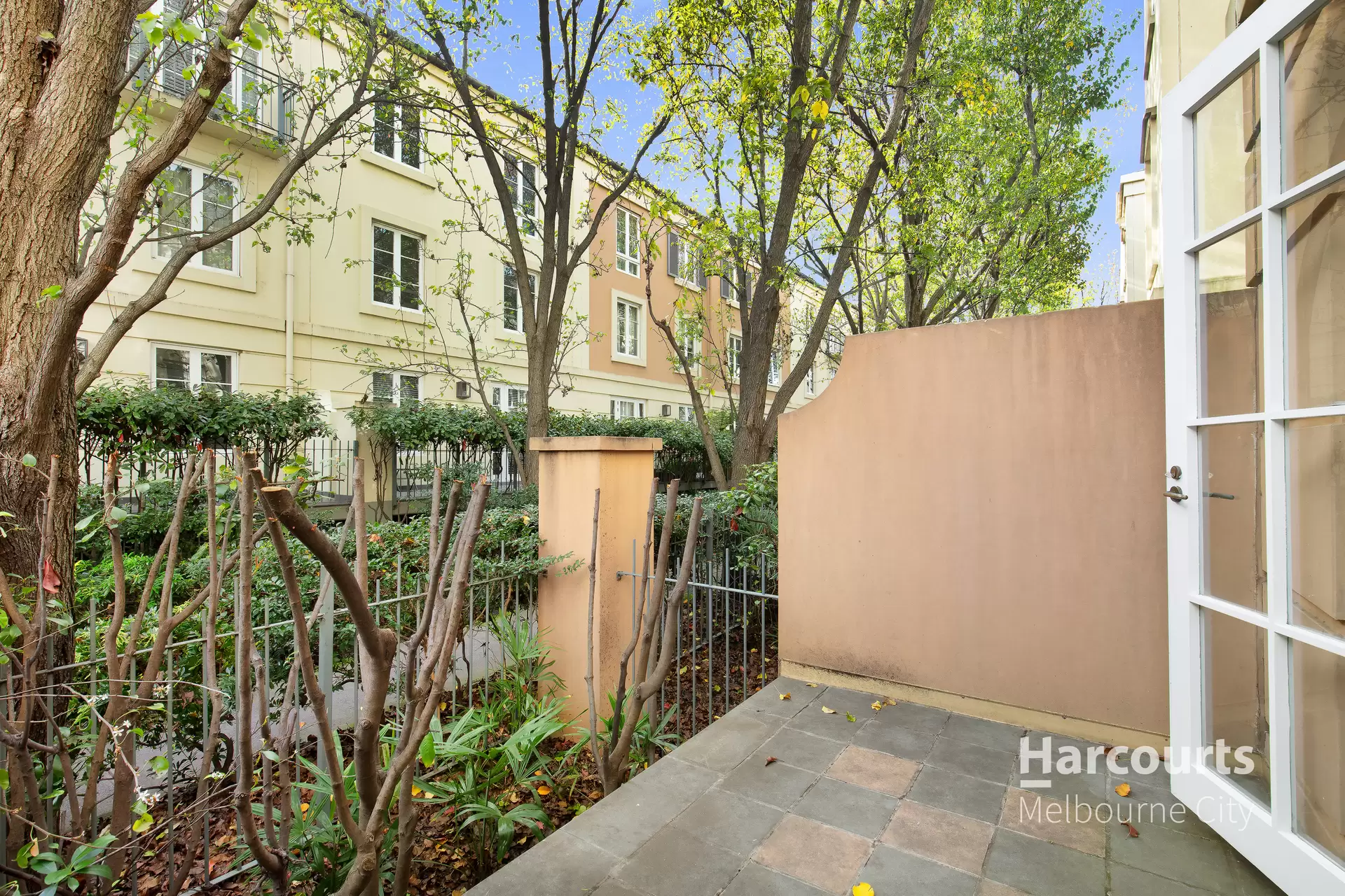 34/8 Wellington Crescent, East Melbourne Leased by Harcourts Melbourne City - image 1