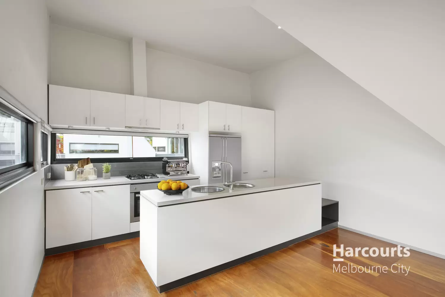 8 Mark Street, North Melbourne Leased by Harcourts Melbourne City - image 2