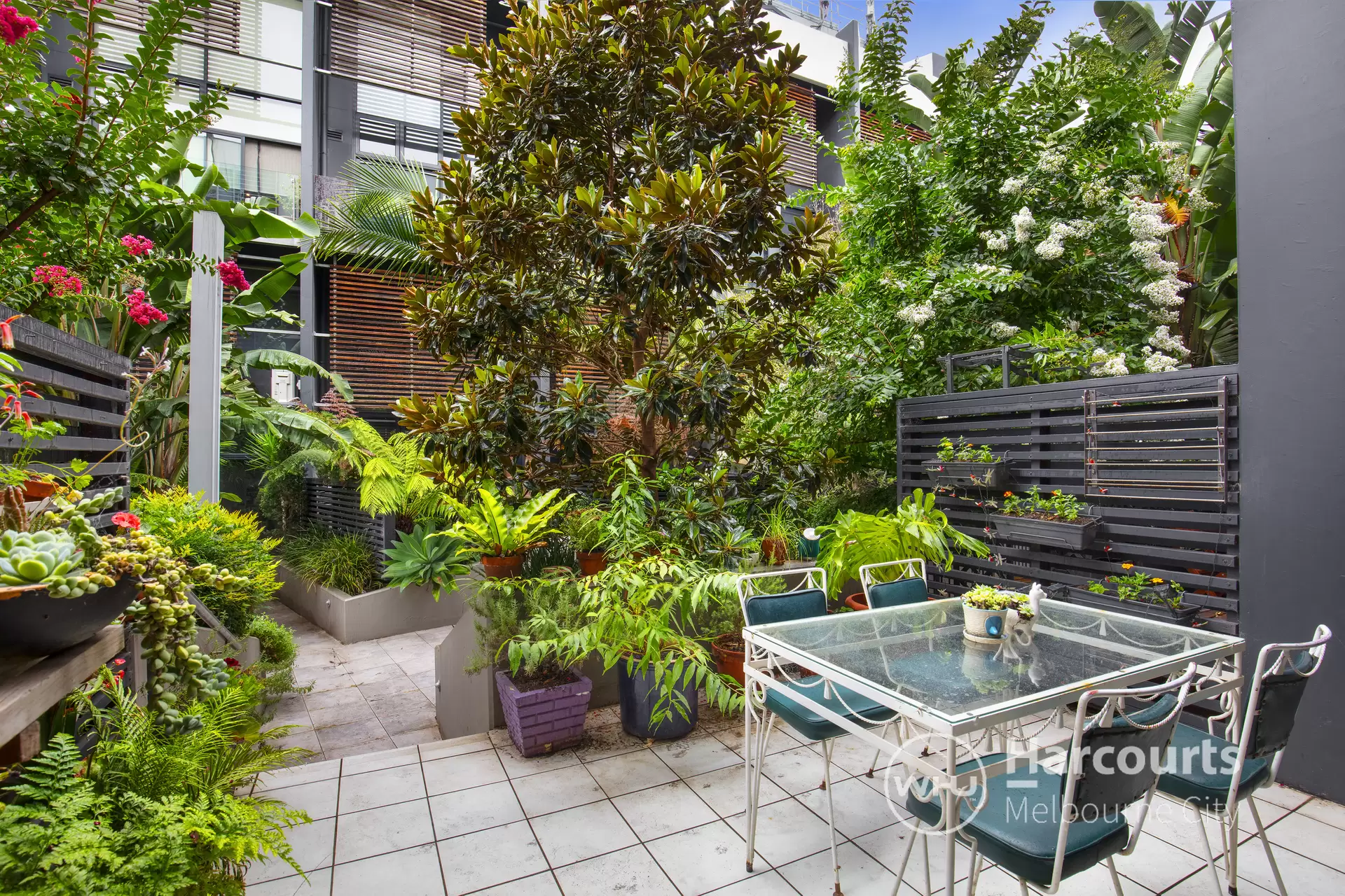 121/350 Victoria Street, North Melbourne Sold by Harcourts Melbourne City - image 1