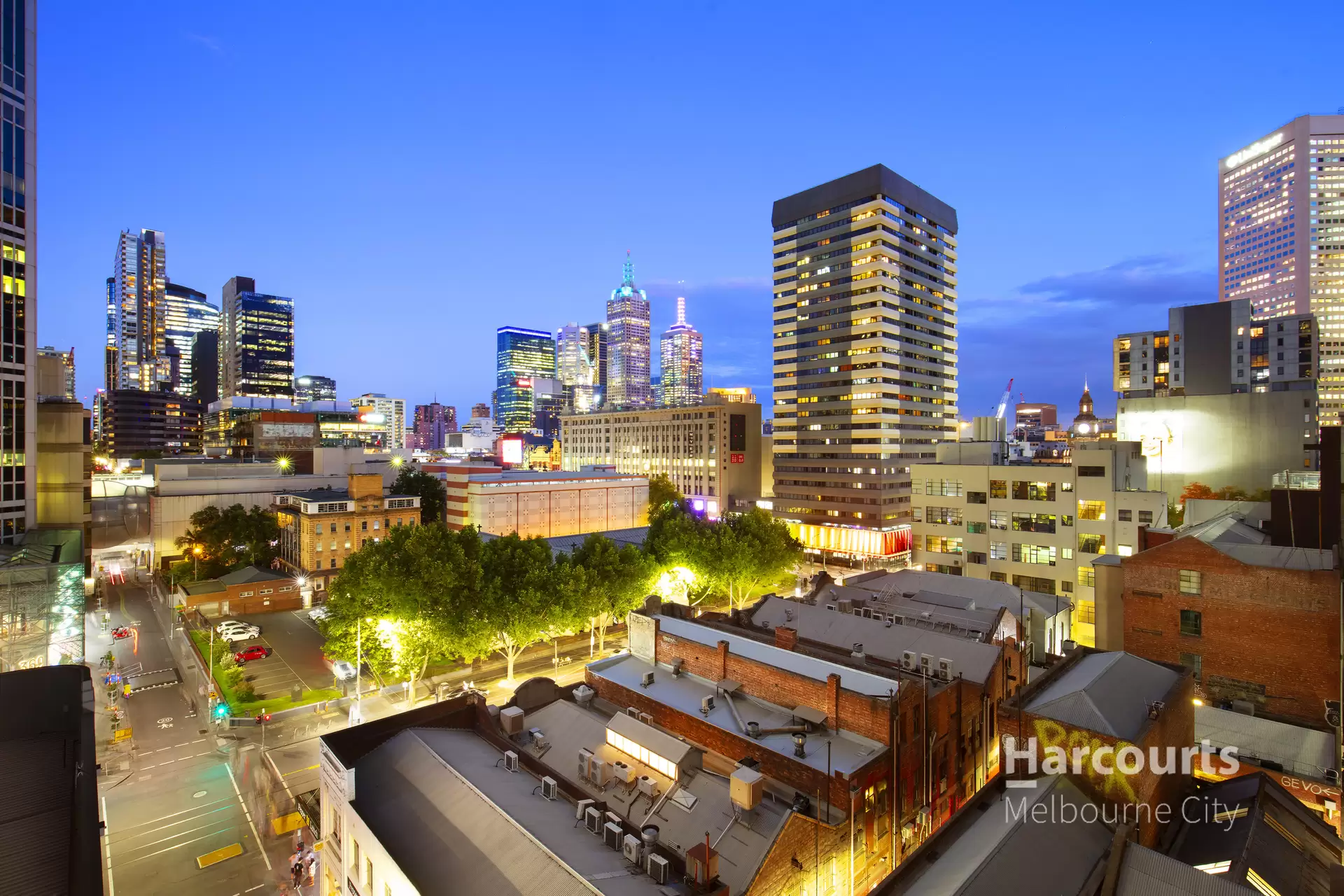 701/8 Sutherland Street, Melbourne Sold by Harcourts Melbourne City - image 1