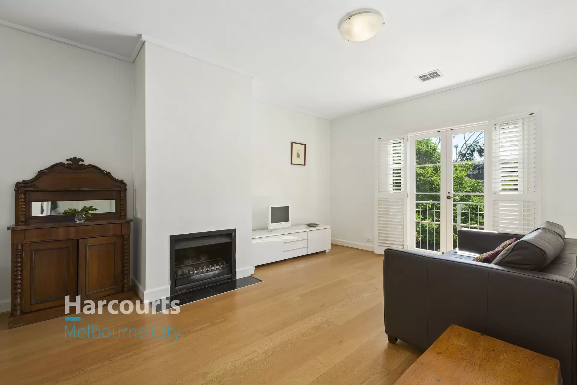 63/1 Wellington Crescent, East Melbourne Sold by Harcourts Melbourne City - image 1