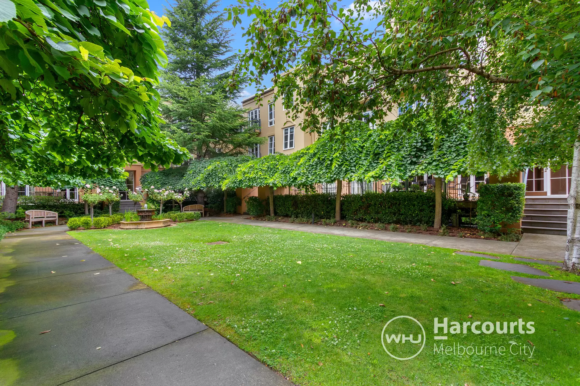 36/211 Wellington Parade South, East Melbourne Sold by Harcourts Melbourne City - image 1