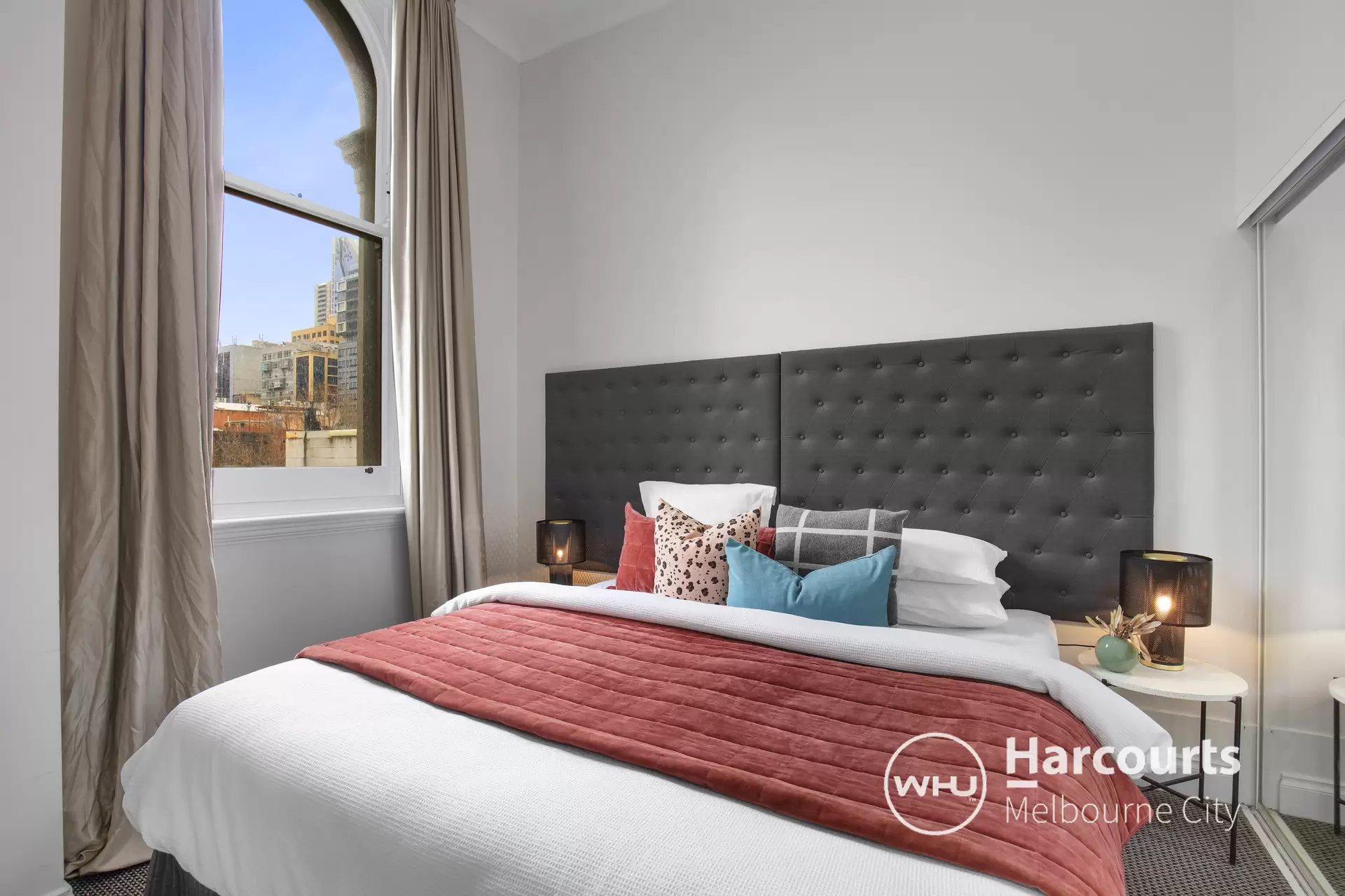 204/318 Little Bourke Street, Melbourne Sold by Harcourts Melbourne City - image 1