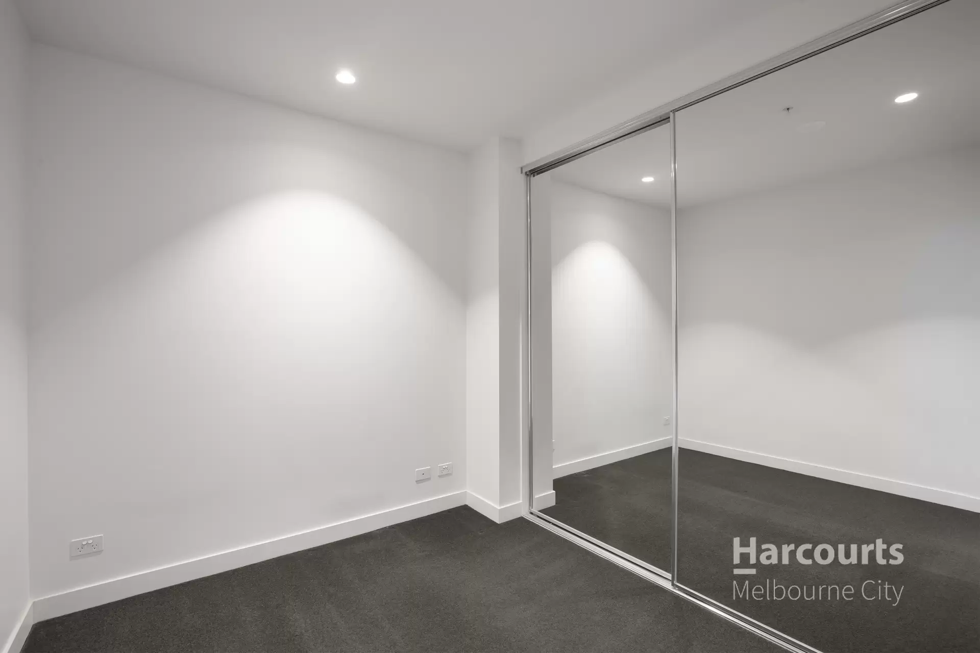 1408/285 La Trobe Street, Melbourne Leased by Harcourts Melbourne City - image 1