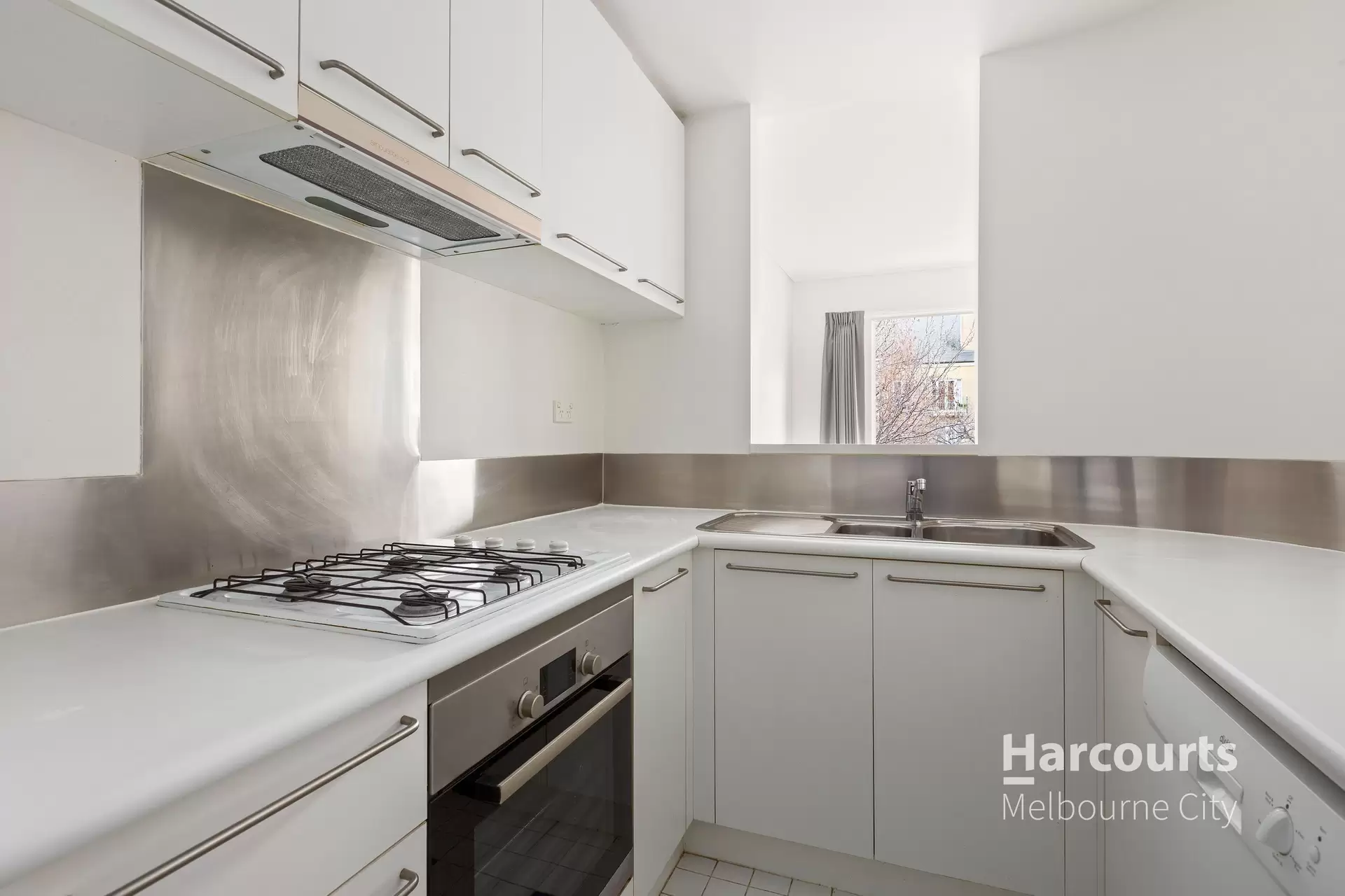 28/1 Wellington Crescent, East Melbourne Leased by Harcourts Melbourne City - image 1