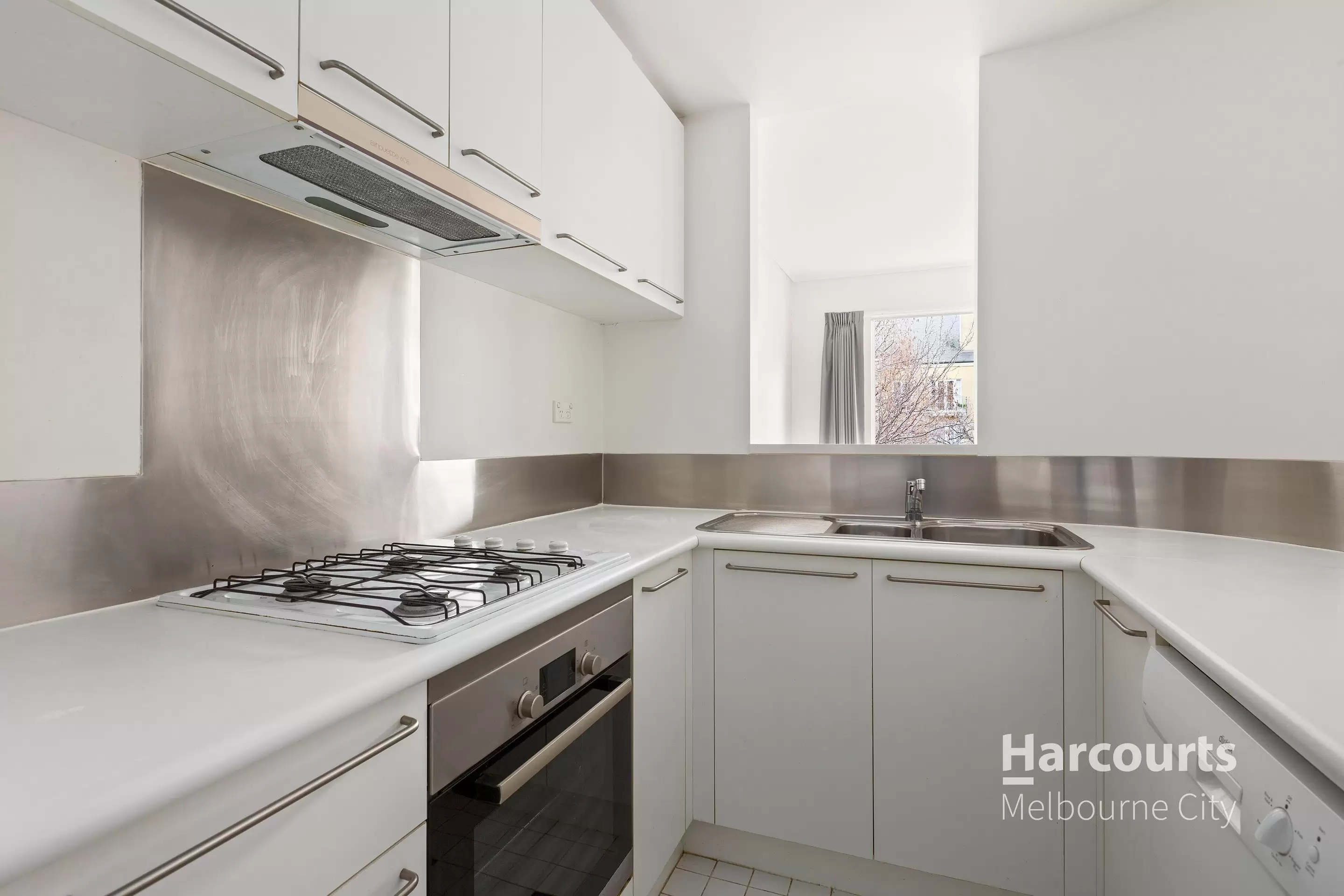 28/1 Wellington Crescent, East Melbourne Leased by Harcourts Melbourne City - image 5