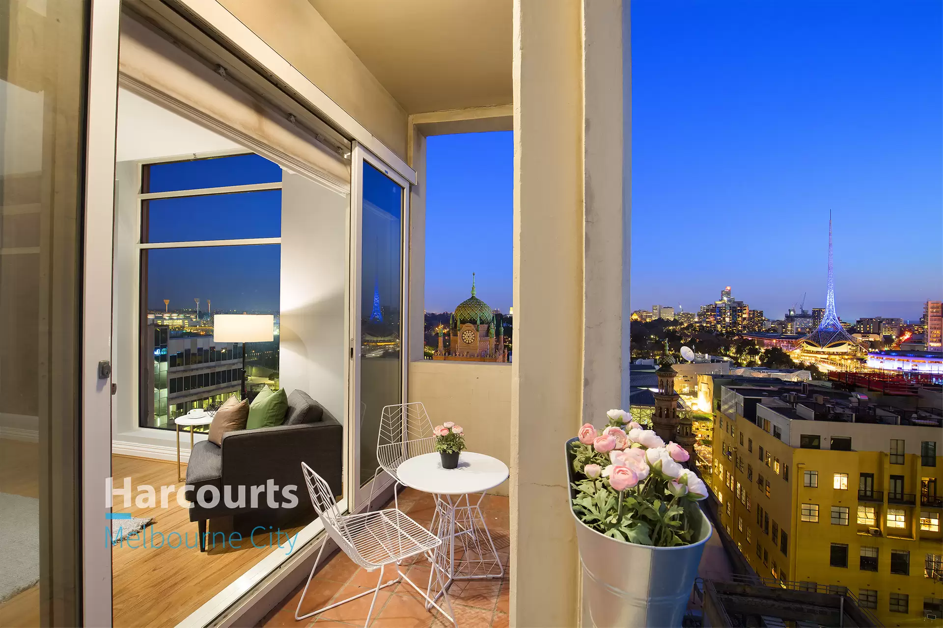 9c/27 Russell Street, Melbourne Sold by Harcourts Melbourne City - image 1