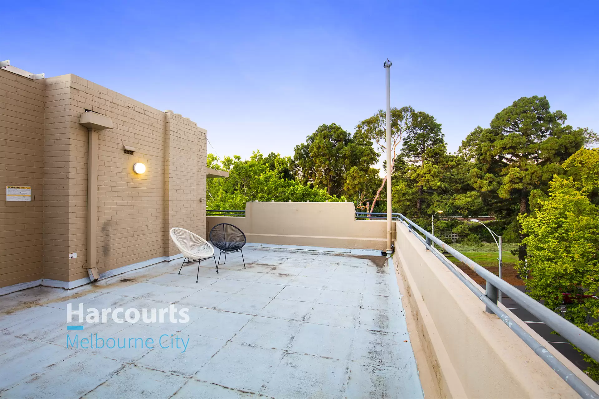 16/161 Wellington Parade South, East Melbourne Sold by Harcourts Melbourne City - image 1