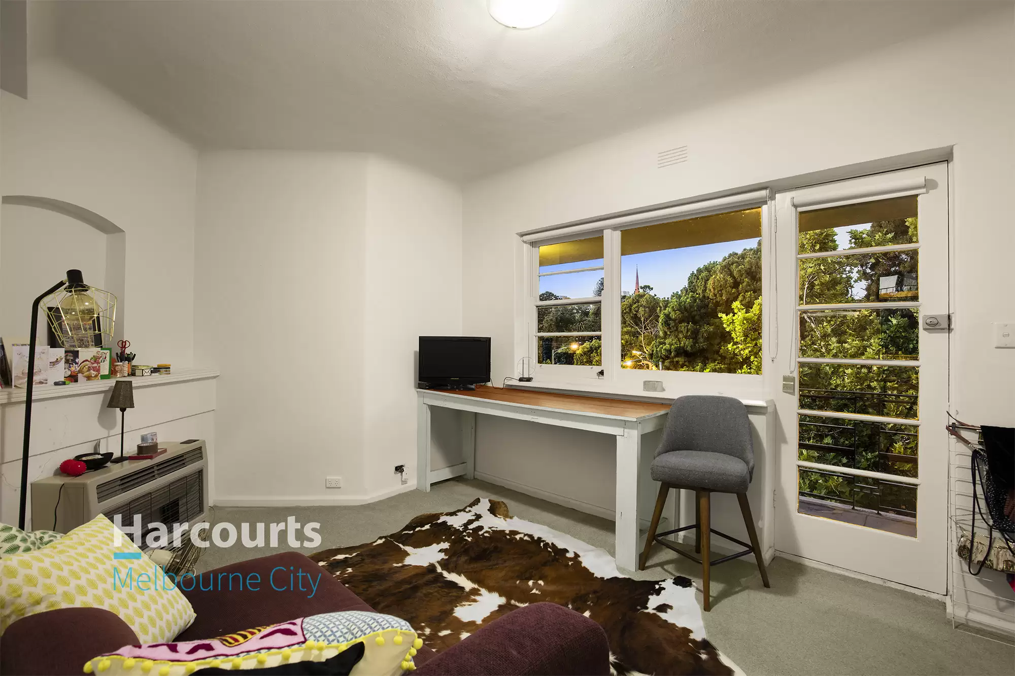 16/161 Wellington Parade South, East Melbourne Sold by Harcourts Melbourne City - image 3