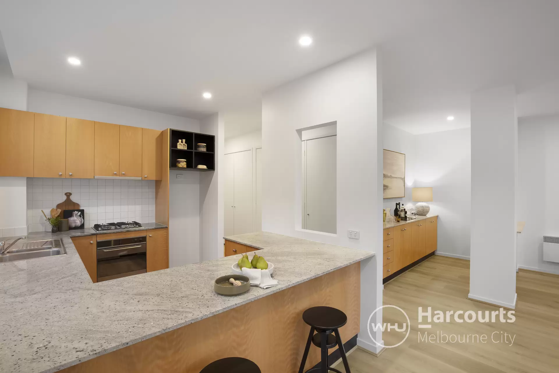 22/322 Albert Street, East Melbourne Sold by Harcourts Melbourne City - image 1