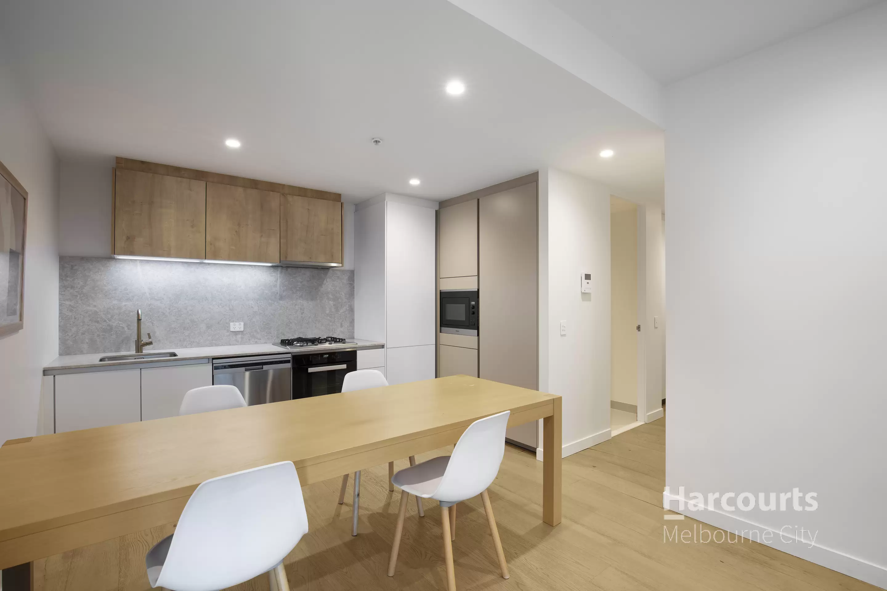 3309/23 MacKenzie Street, Melbourne For Lease by Harcourts Melbourne City - image 3