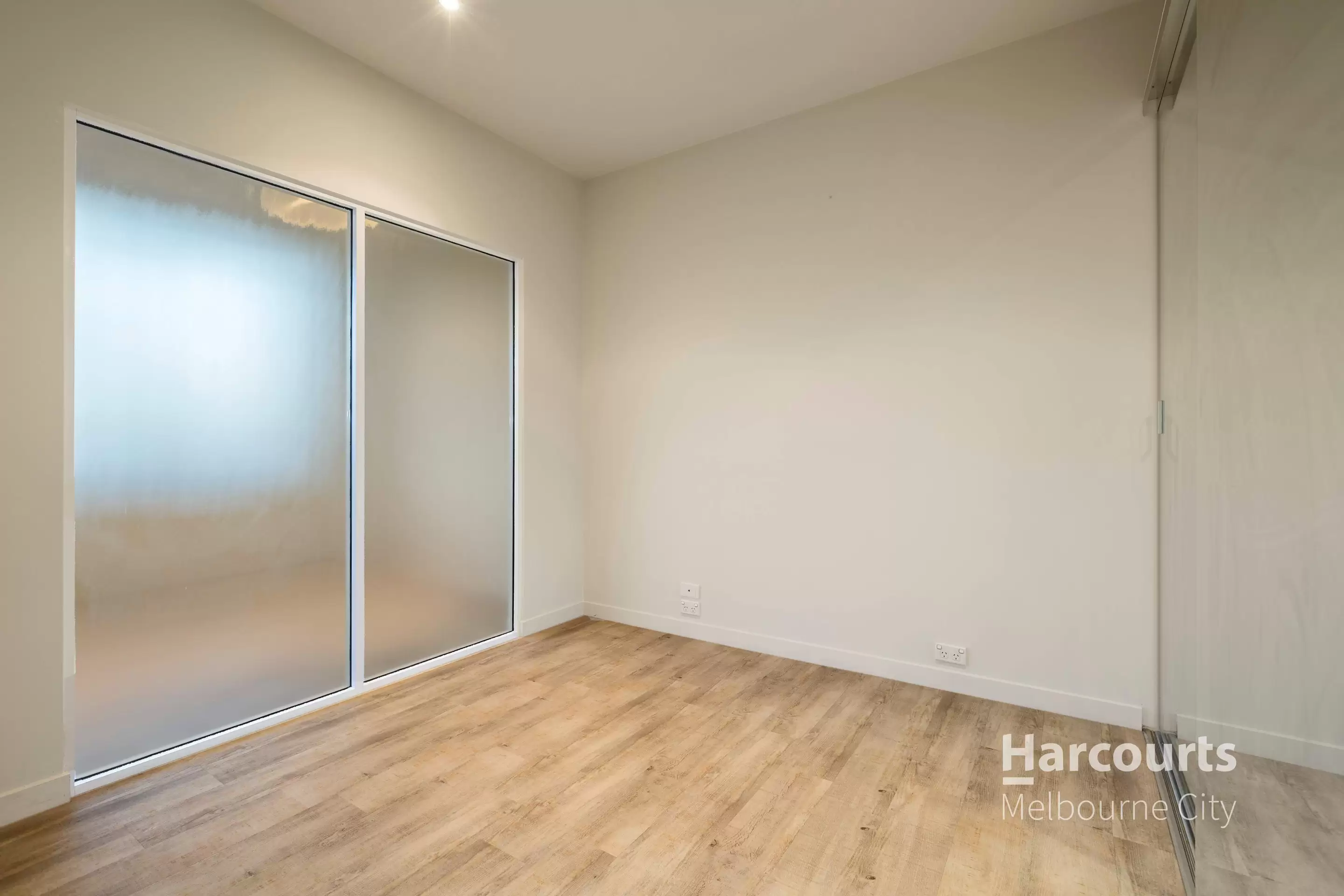 708/166 Wellington Parade, East Melbourne For Lease by Harcourts Melbourne City - image 5