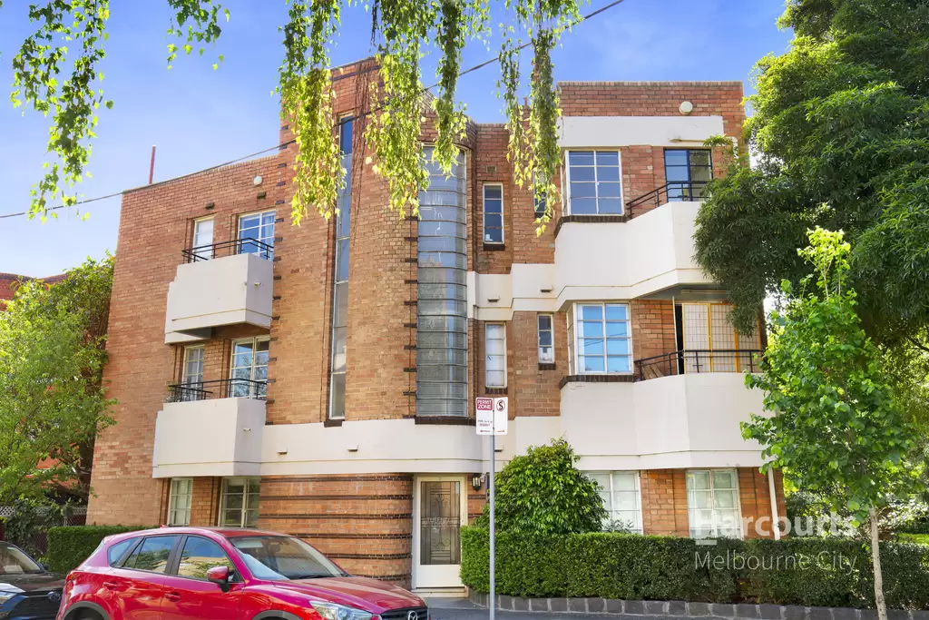 12/2-4 Garden Avenue, East Melbourne Leased by Harcourts Melbourne City