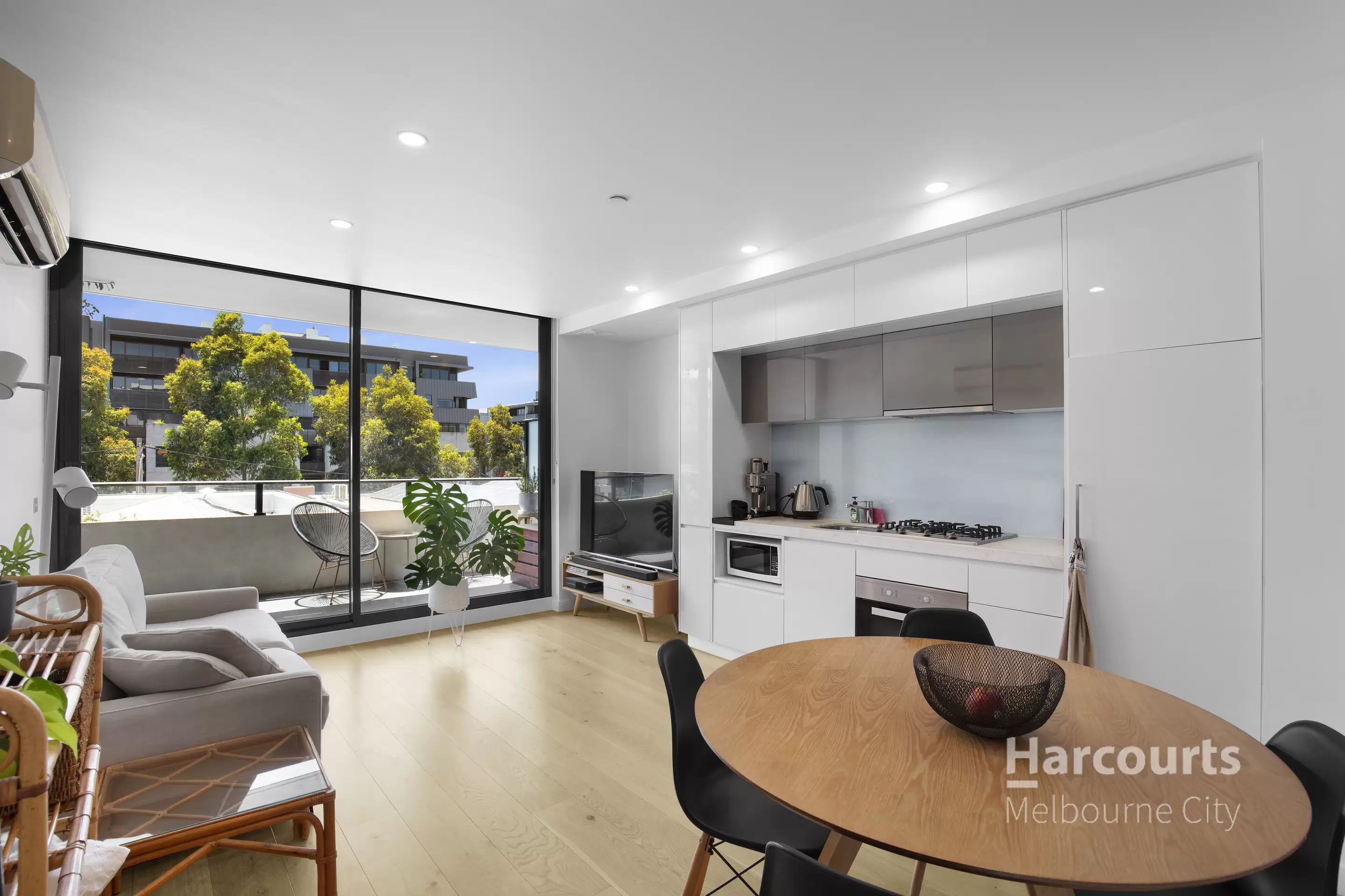 202/41 Nott Street, Port Melbourne For Lease by Harcourts Melbourne City - image 2