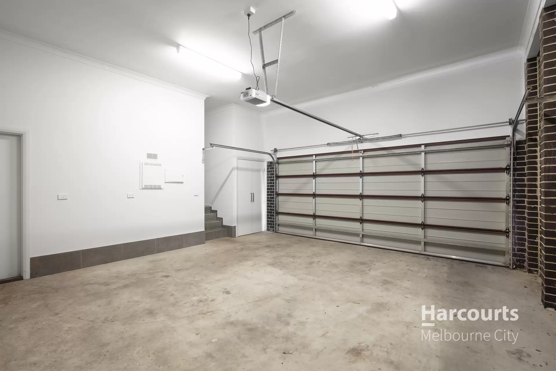 2/36 Austin Crescent, Pascoe Vale For Lease by Harcourts Melbourne City - image 1