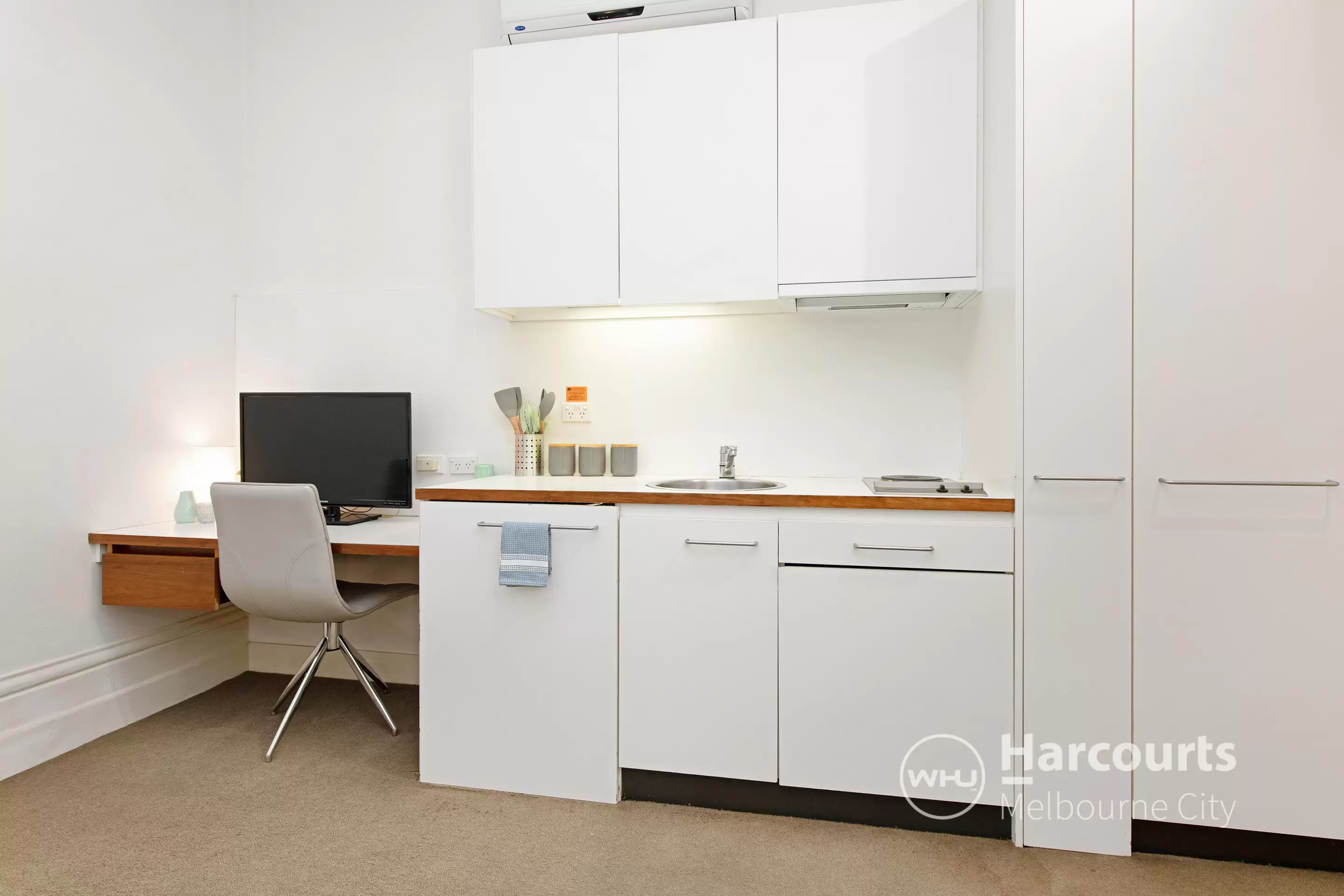 205/18-20 Bank Place, Melbourne For Lease by Harcourts Melbourne City - image 3