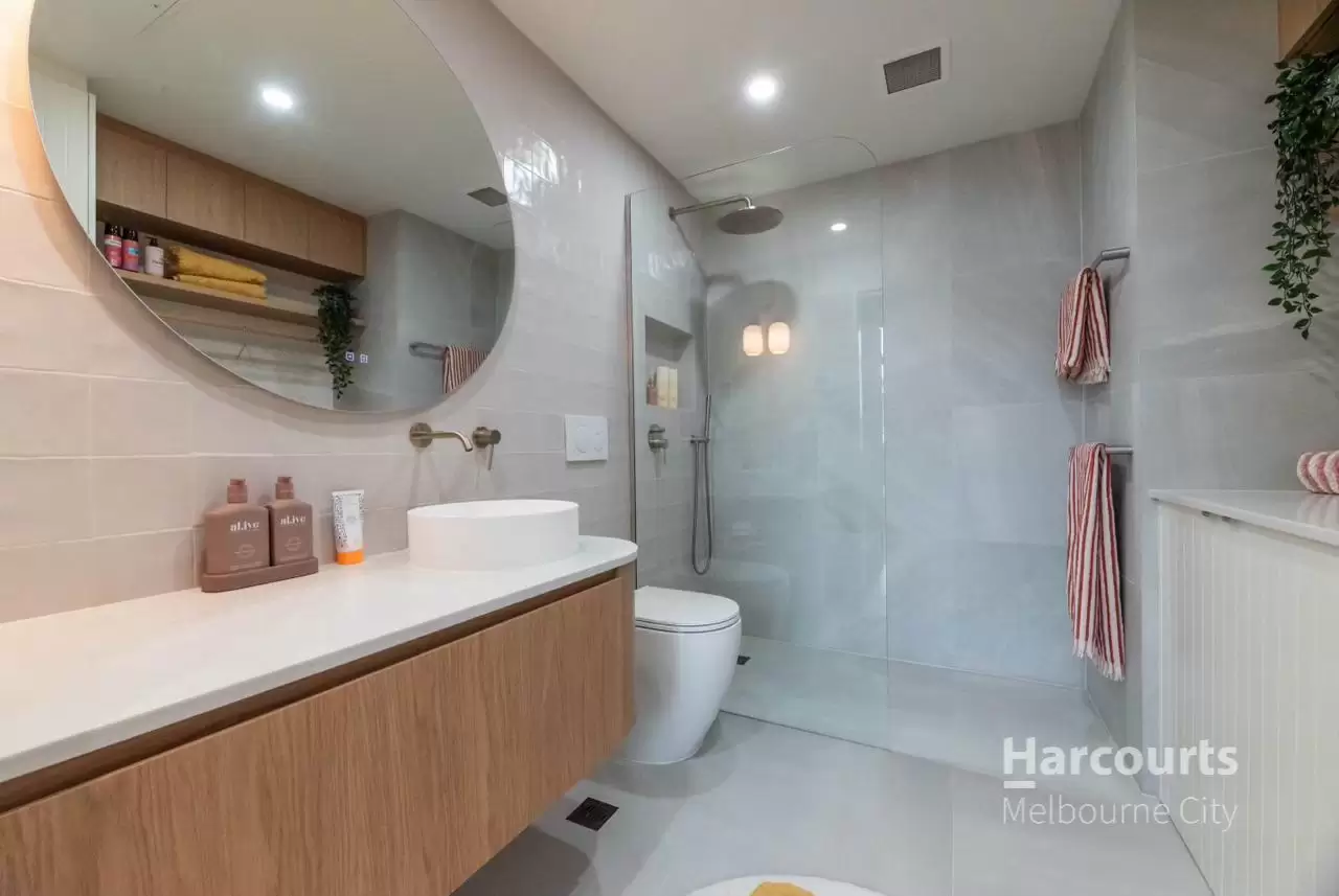 505/350 Victoria Street, North Melbourne For Lease by Harcourts Melbourne City - image 9