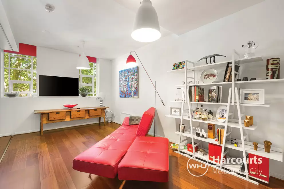 210/336 Russell Street, Melbourne Leased by Harcourts Melbourne City - image 3