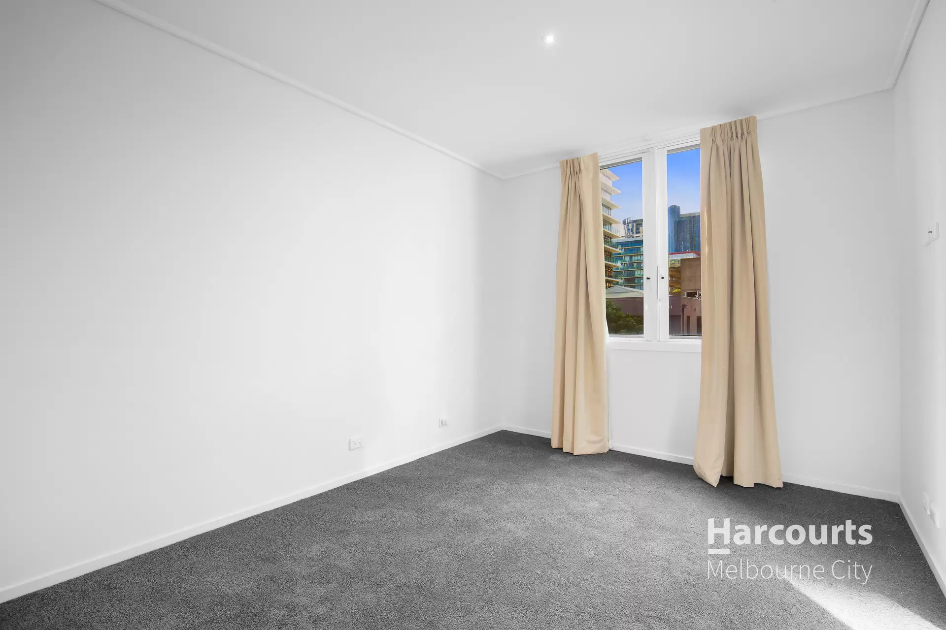 8/21 Park Street, South Melbourne For Lease by Harcourts Melbourne City - image 1