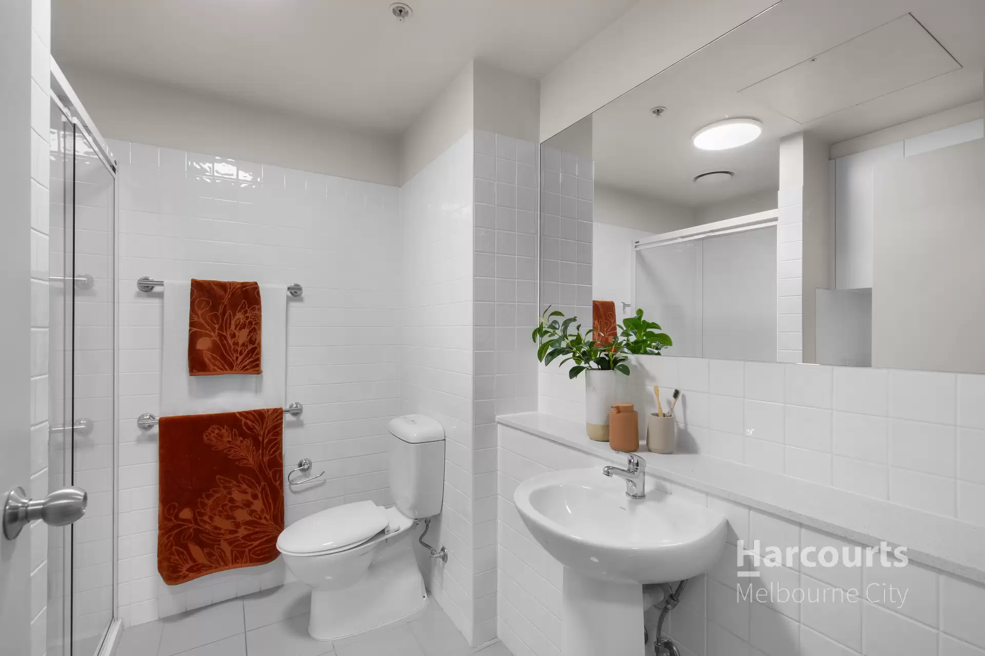 815/250 Elizabeth Street, Melbourne Sold by Harcourts Melbourne City - image 1