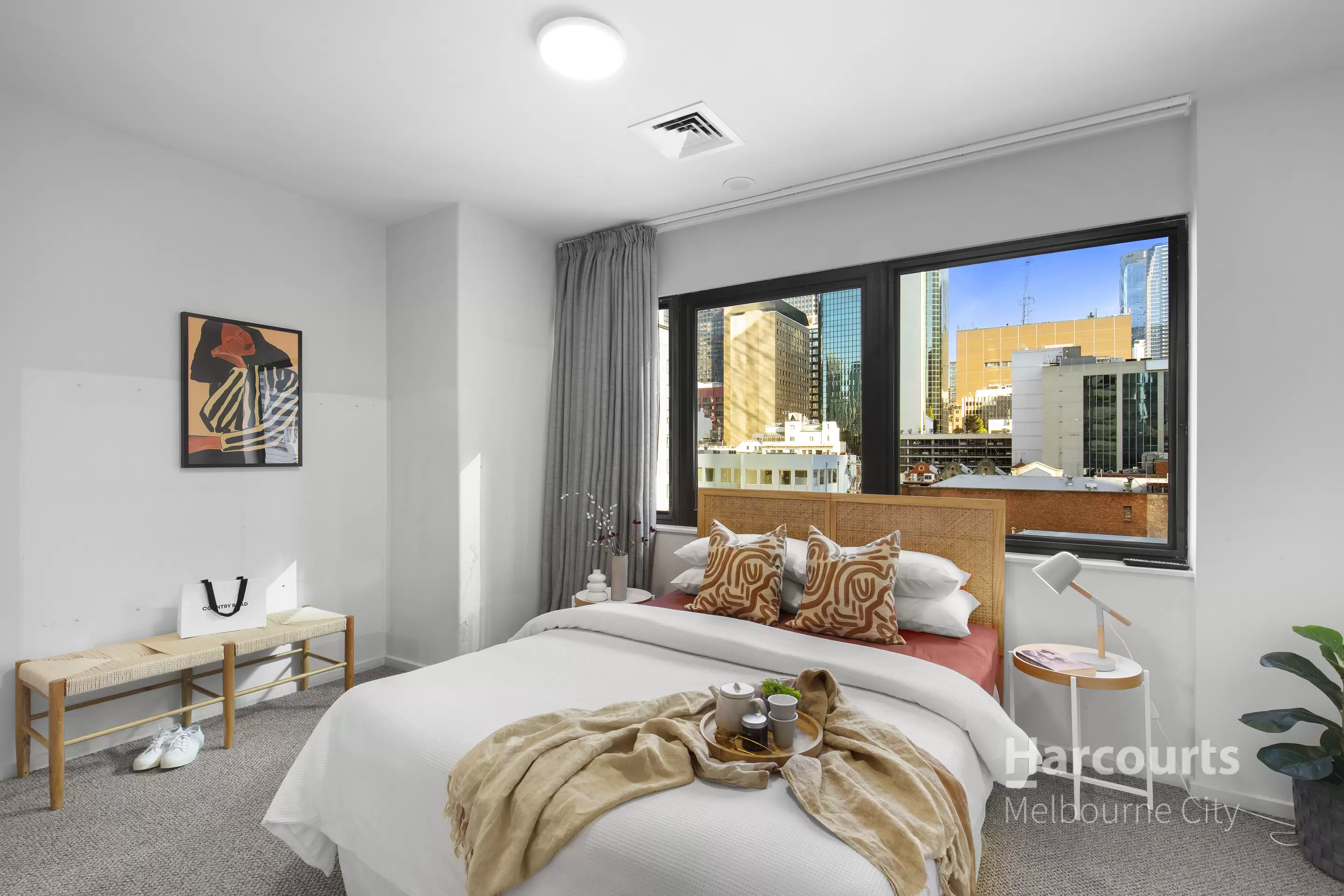 815/250 Elizabeth Street, Melbourne Sold by Harcourts Melbourne City - image 4