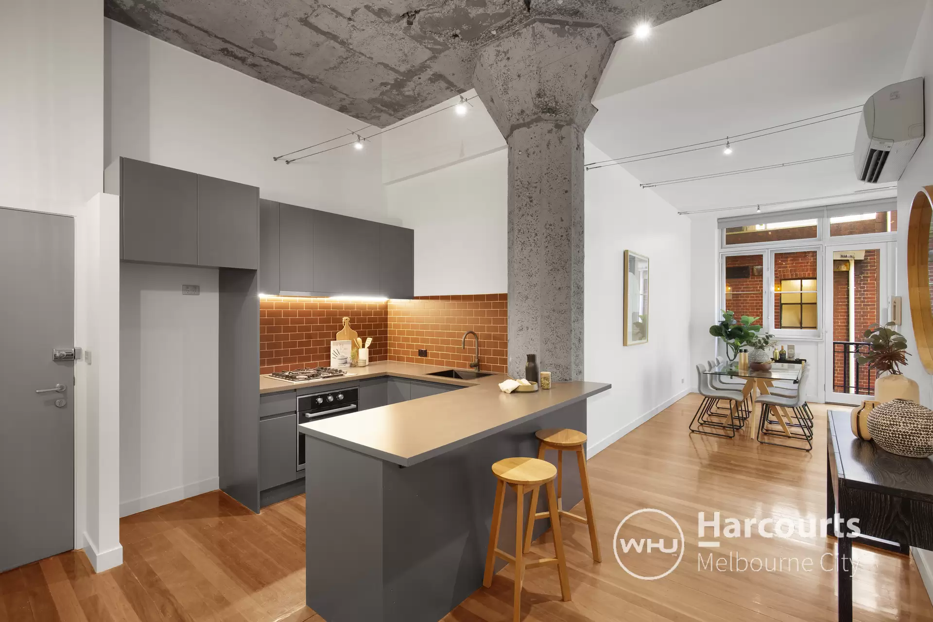 8/7 Drewery Lane, Melbourne Sold by Harcourts Melbourne City - image 1
