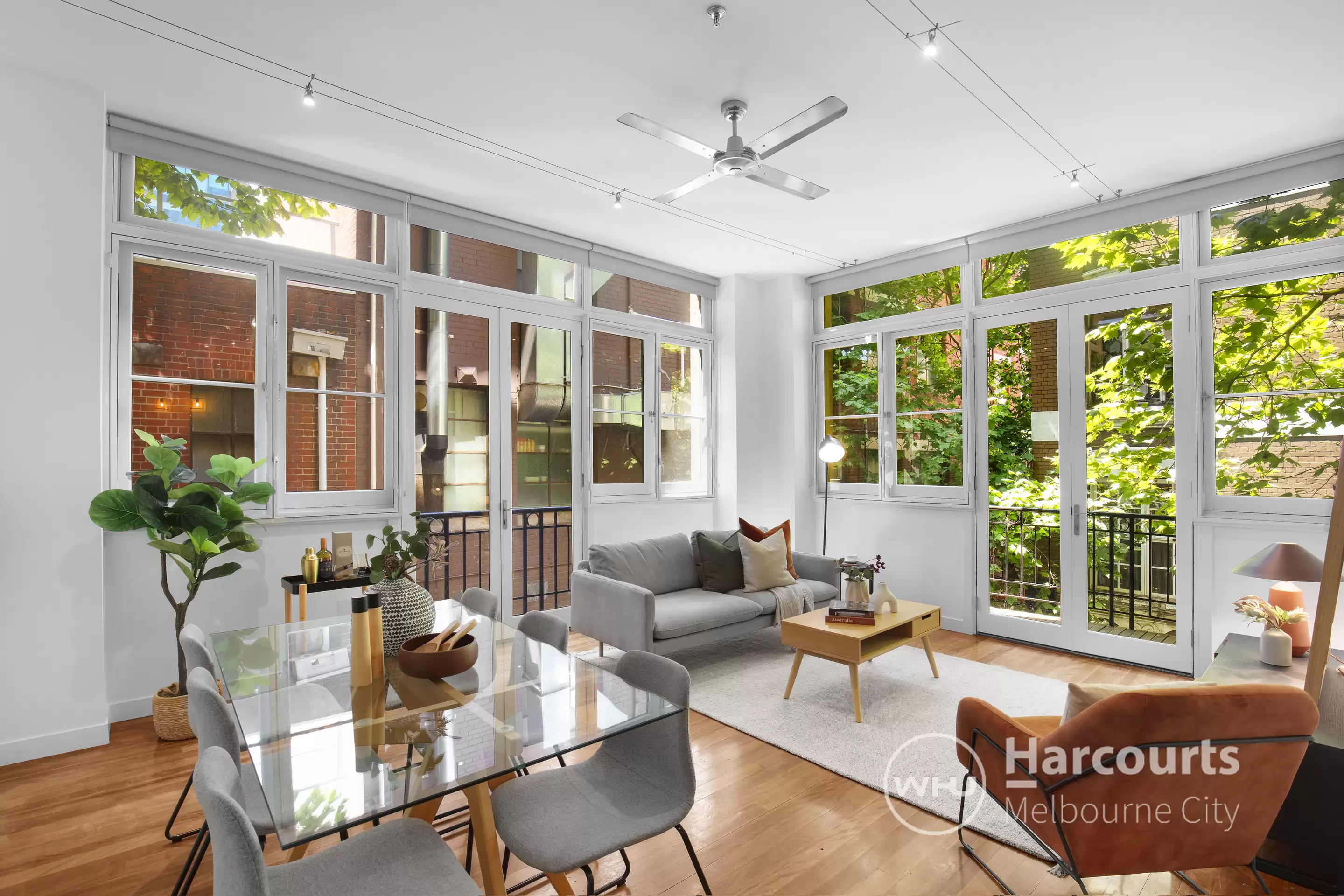 8/7 Drewery Lane, Melbourne Sold by Harcourts Melbourne City - image 2