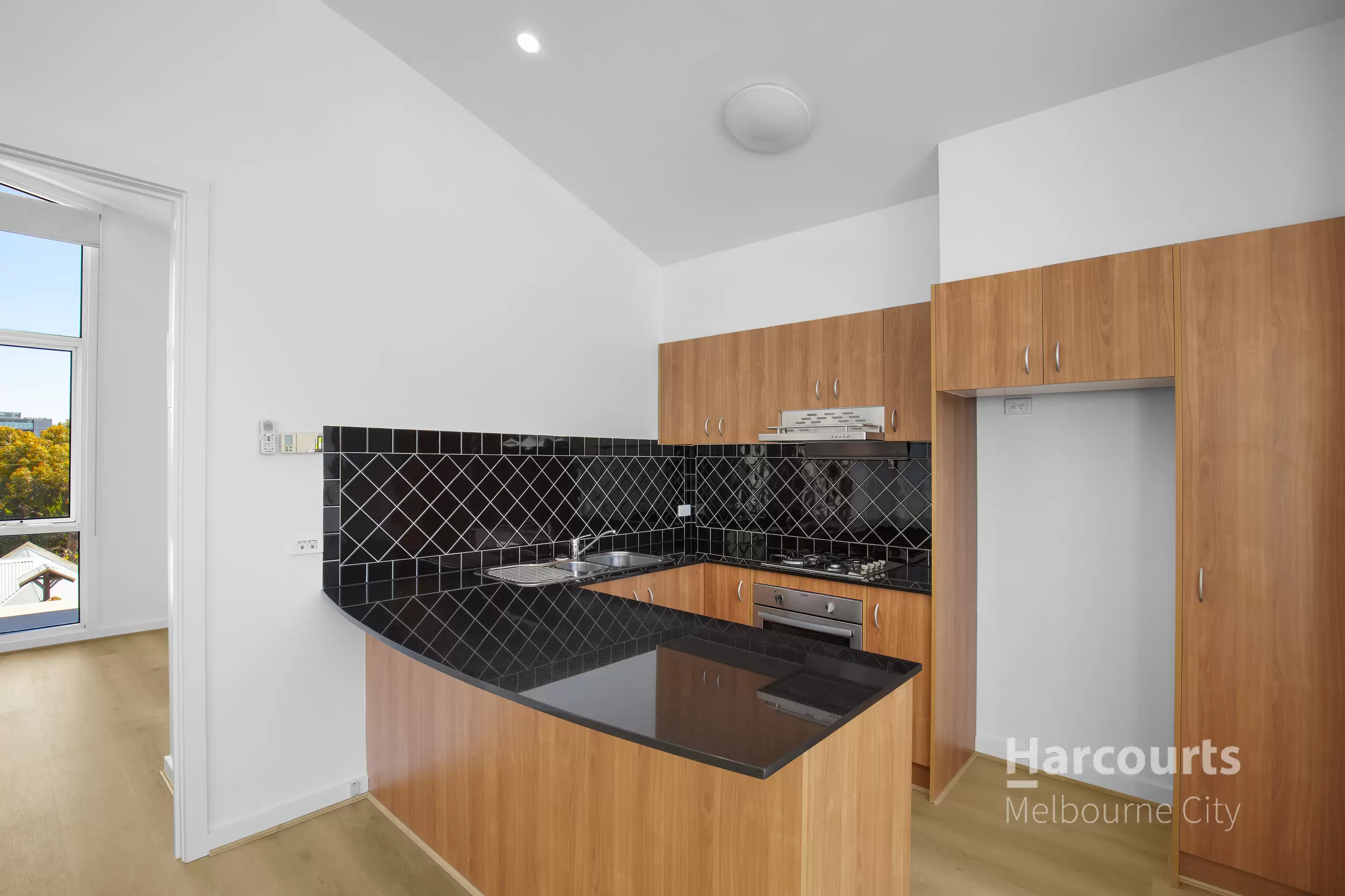 43/86 Burnley Street, Richmond Leased by Harcourts Melbourne City - image 3