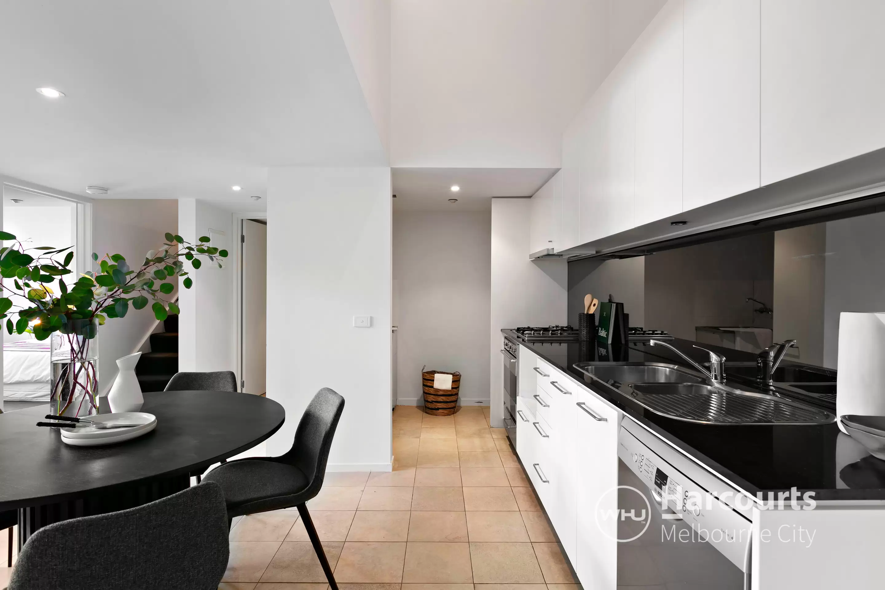 303/118 Russell Street, Melbourne Leased by Harcourts Melbourne City - image 4