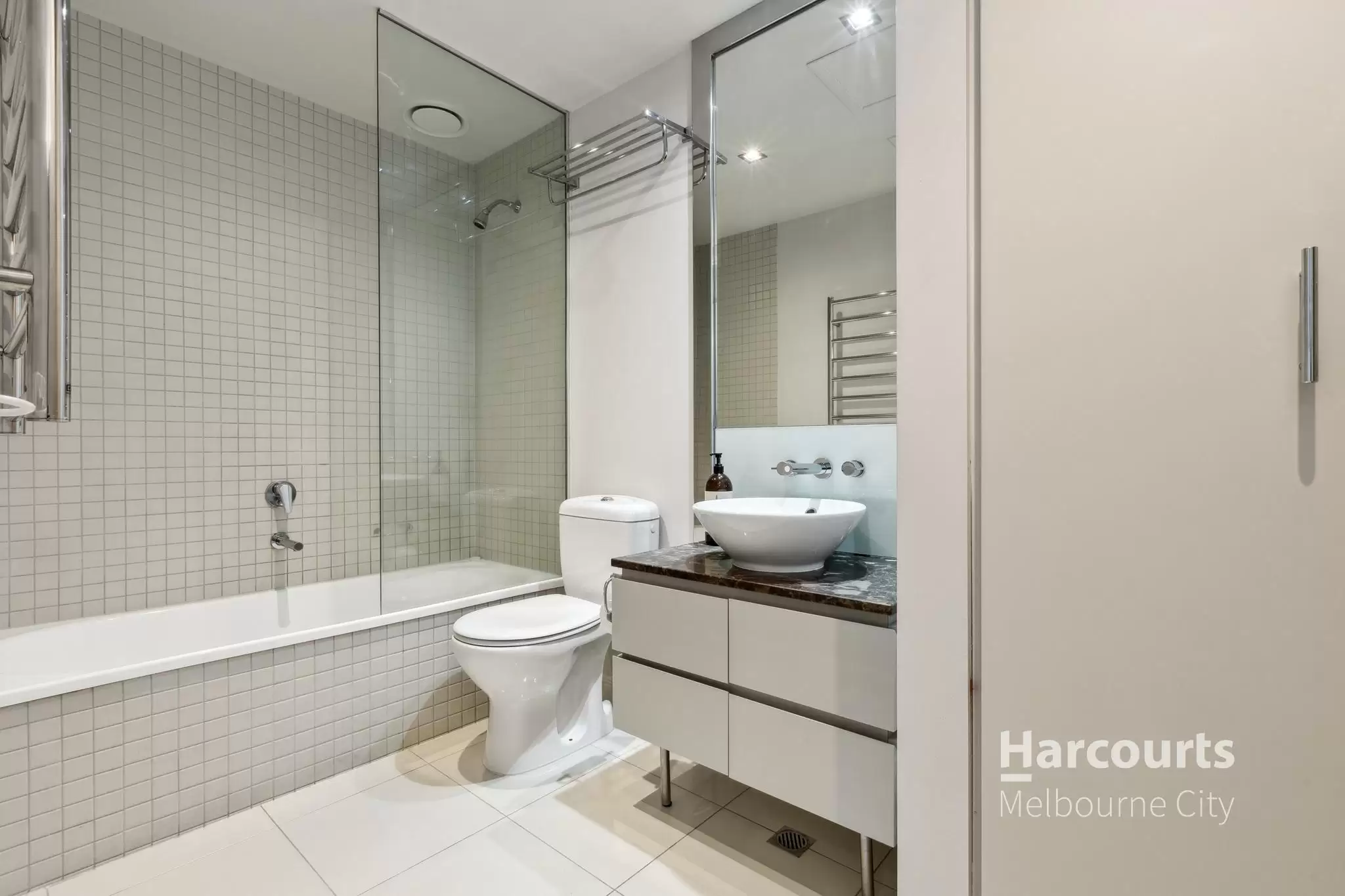 1303/480 St Kilda Road, Melbourne Leased by Harcourts Melbourne City - image 7