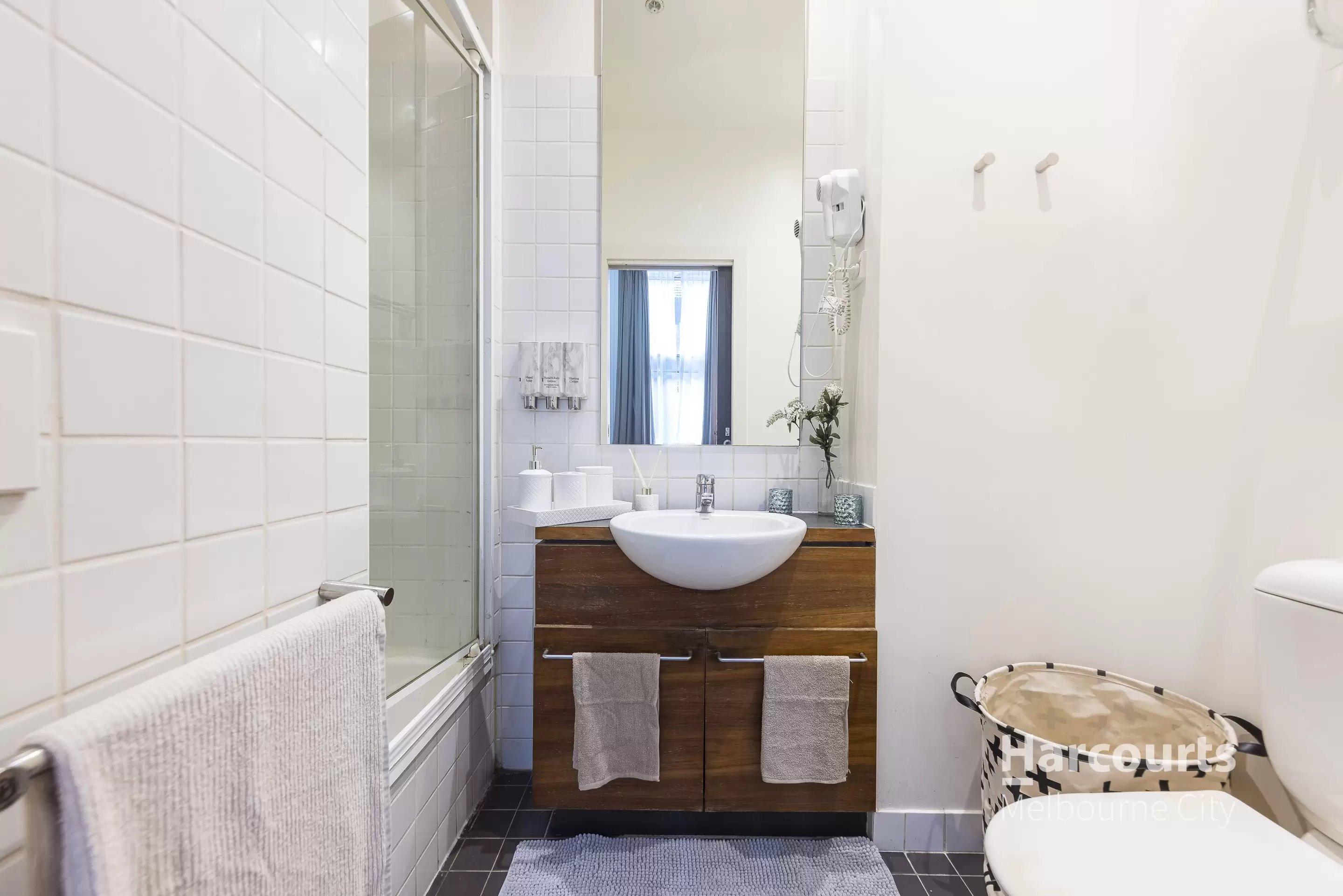 404/18-20 Bank Place, Melbourne For Lease by Harcourts Melbourne City - image 9