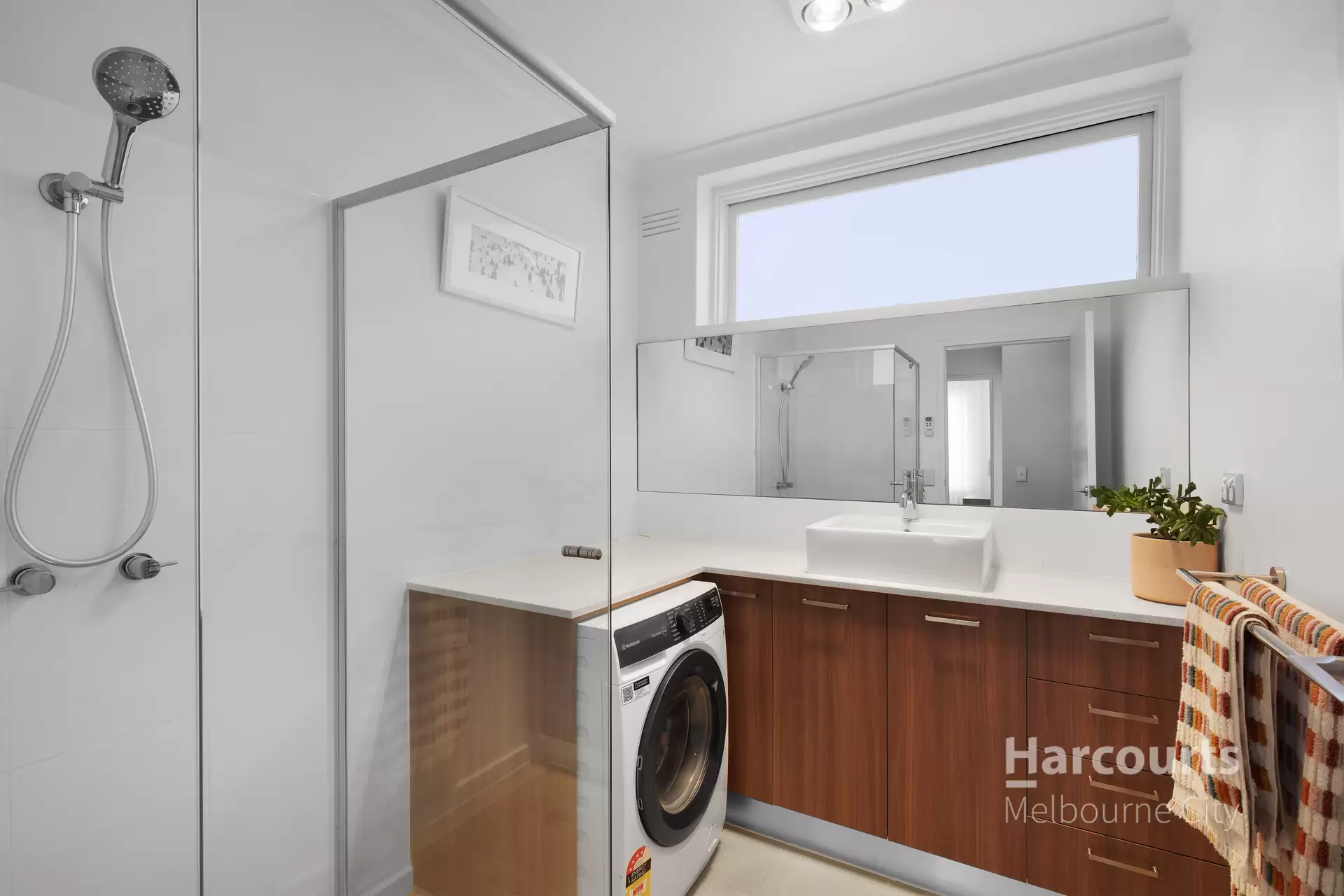 7/44 Wave Street, Elwood Leased by Harcourts Melbourne City - image 1
