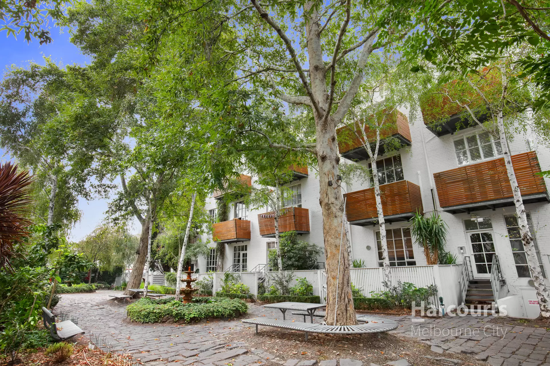 100/4 Tullo Place, Richmond For Lease by Harcourts Melbourne City - image 1