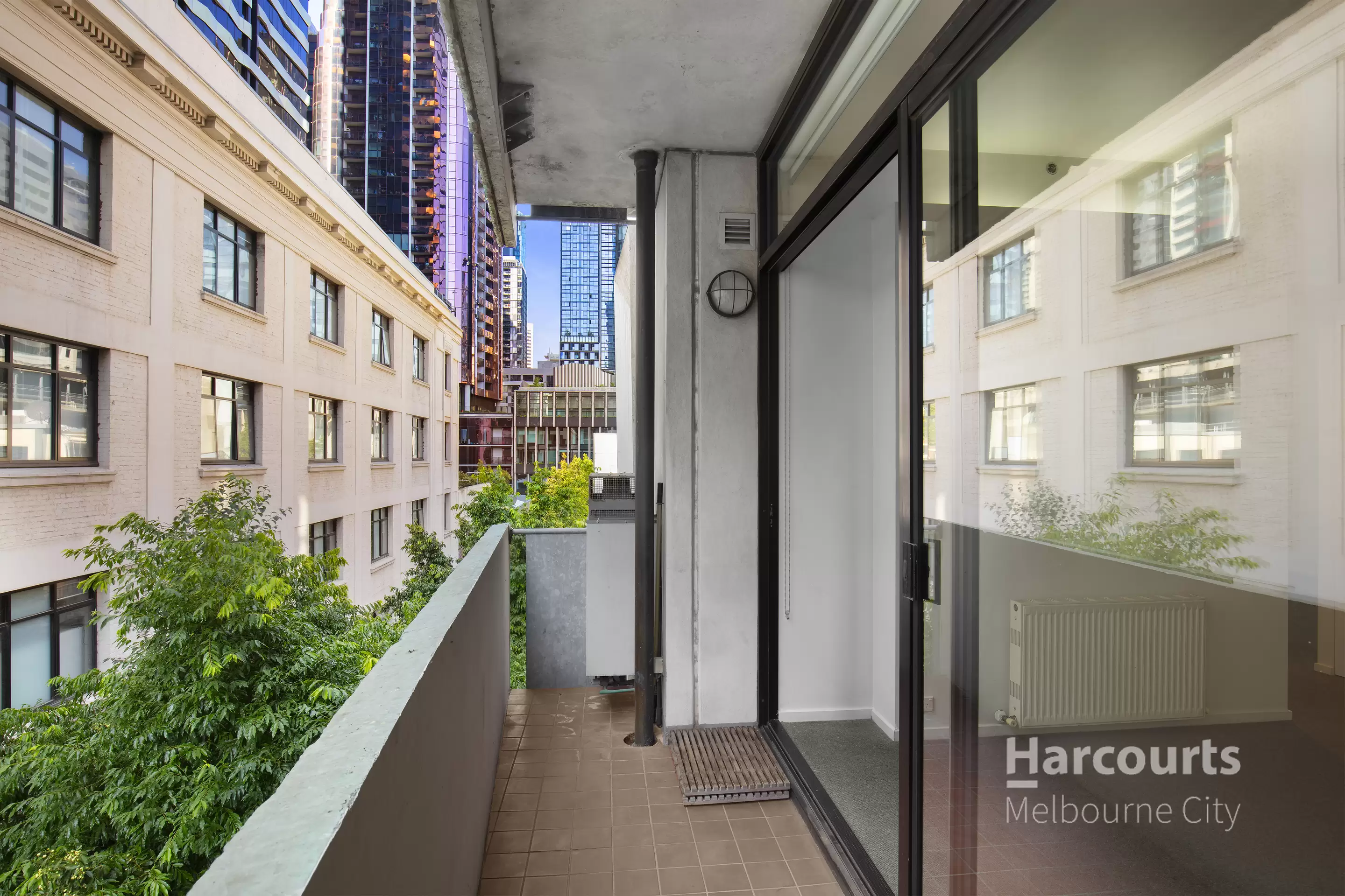 8/181 Franklin Street, Melbourne Leased by Harcourts Melbourne City - image 9