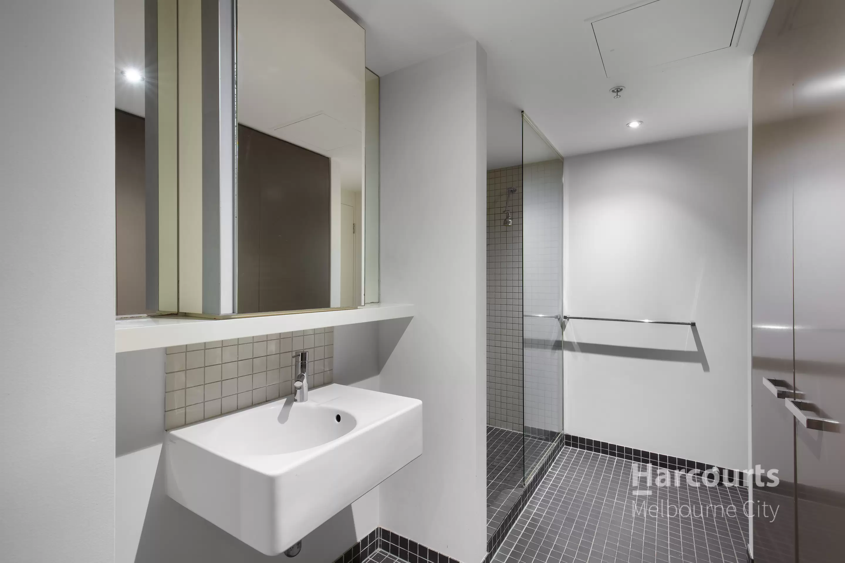 101V/162 Albert Street, East Melbourne Leased by Harcourts Melbourne City - image 6