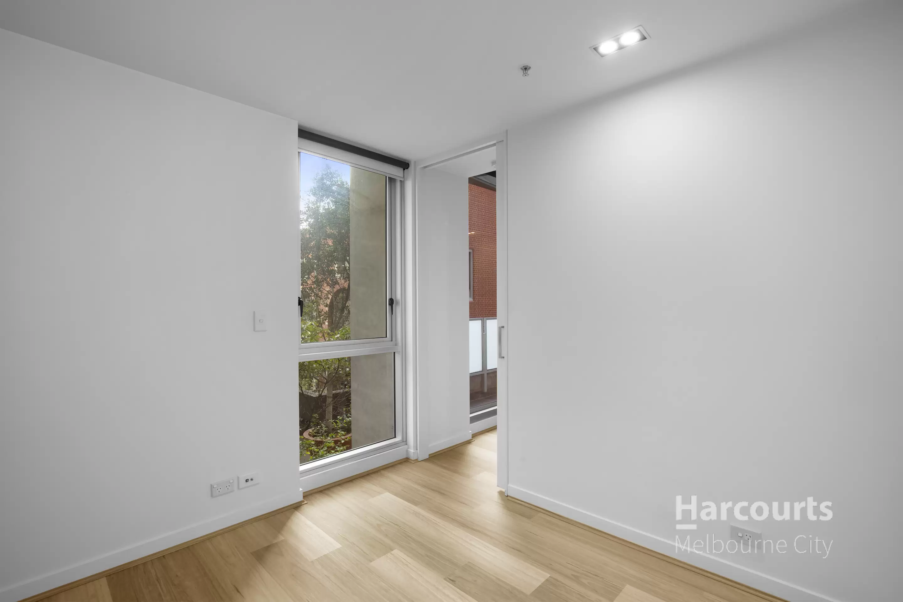 101V/162 Albert Street, East Melbourne Leased by Harcourts Melbourne City - image 4