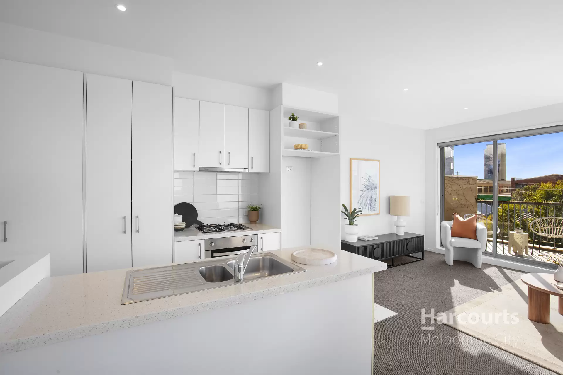 2/208 Albion Street, Brunswick For Sale by Harcourts Melbourne City - image 1