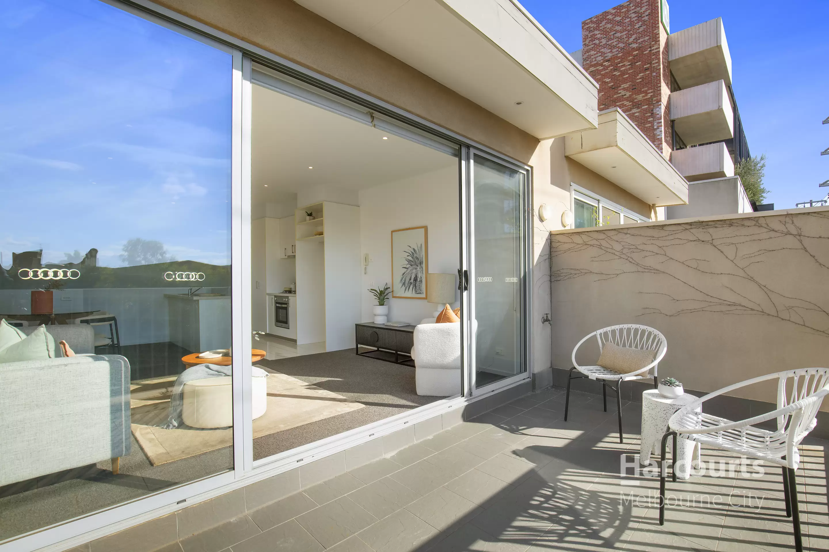 2/208 Albion Street, Brunswick For Sale by Harcourts Melbourne City - image 2