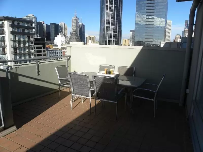 1002/118 Franklin Street, Melbourne Leased by Harcourts Melbourne City - image 4