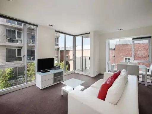 215V/162 Albert St, East Melbourne Sold by Harcourts Melbourne City