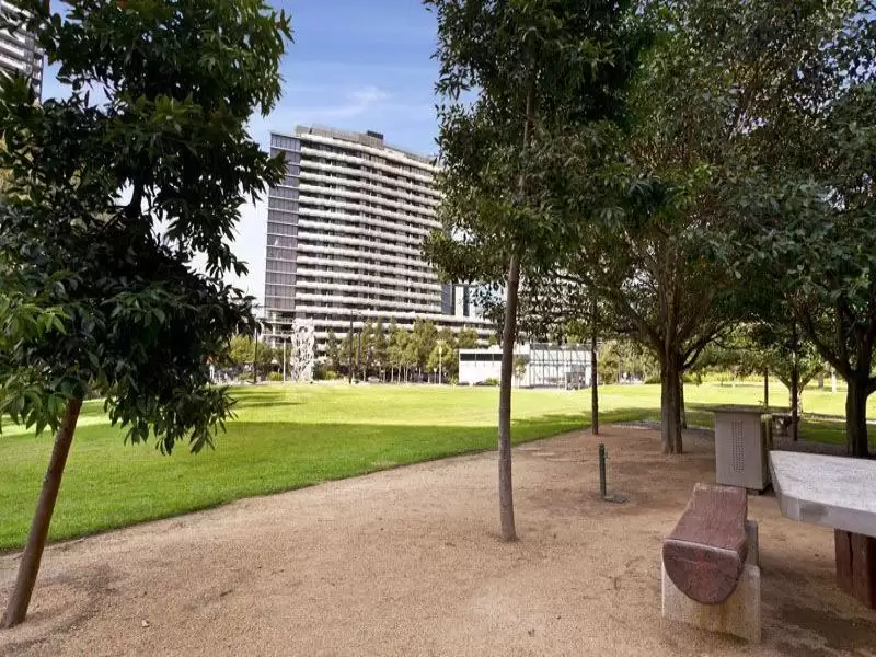 1409N,18 Waterview Walk, Docklands Sold by Harcourts Melbourne City - image 9