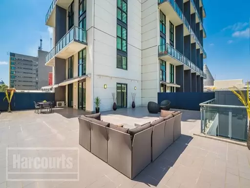 502/87 Franklin Street, Melbourne Sold by Harcourts Melbourne City